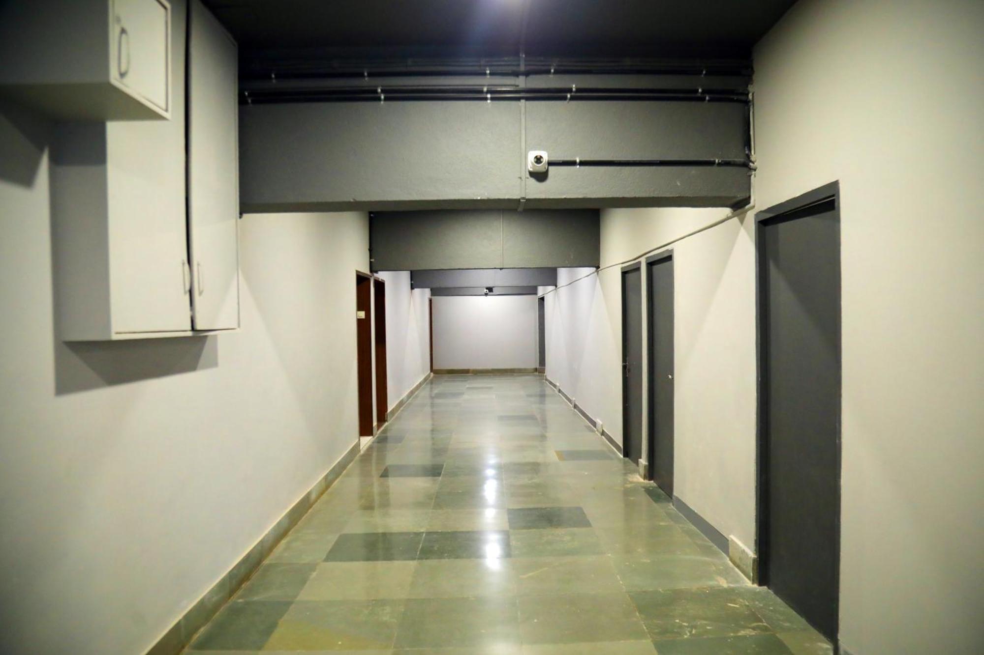 Hotel Country & By Turtle - Airport 4*