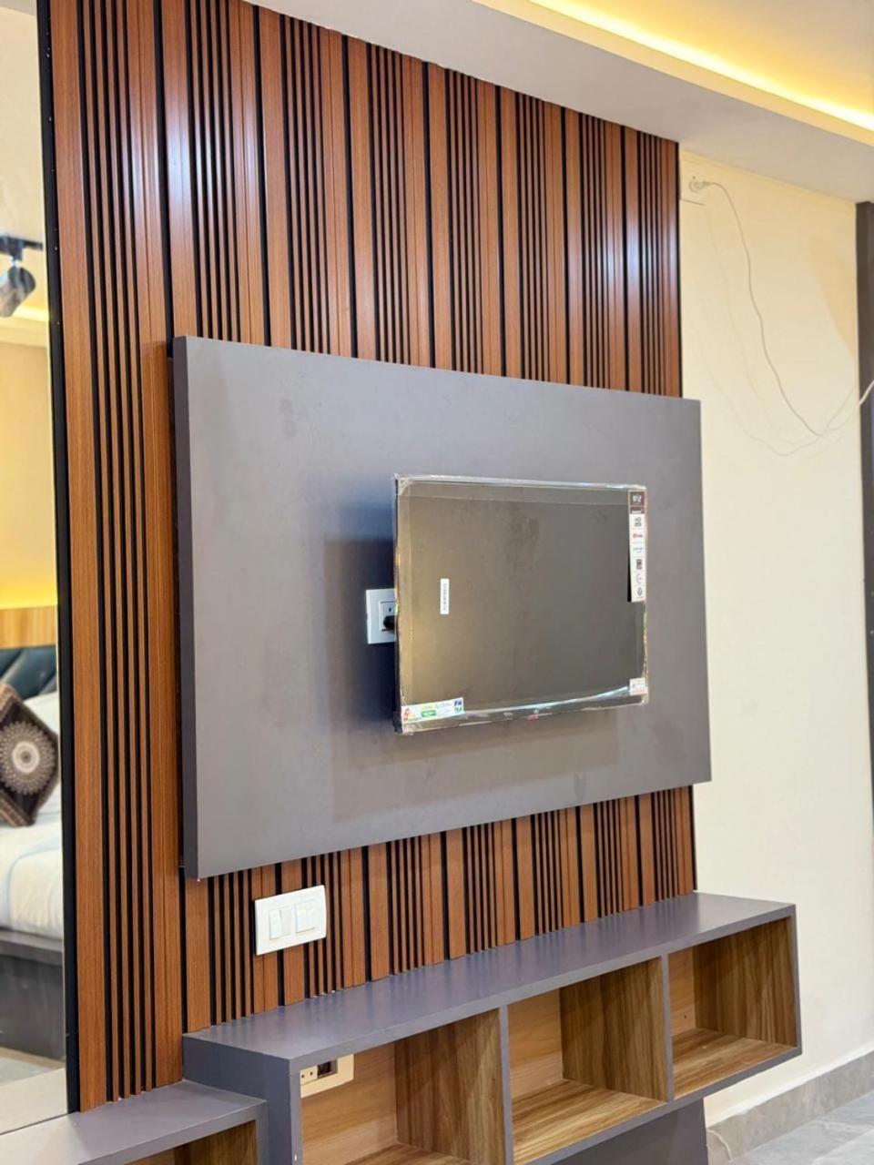 Guest house Yatri Cst Mumbai