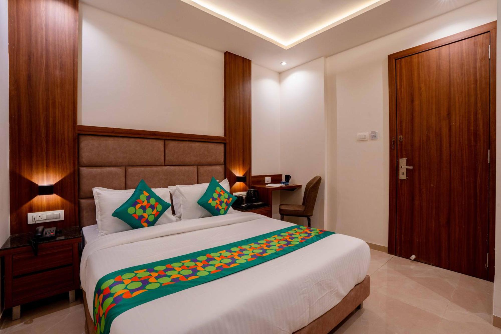 Hotel Treebo Palm Olive 3*