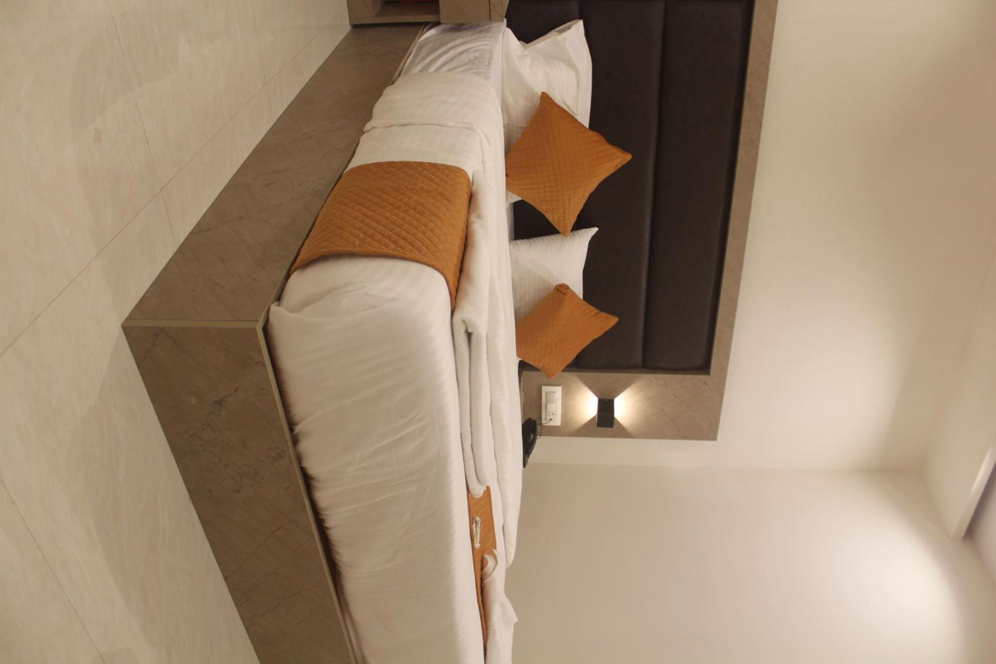 Metro 3* Mumbai