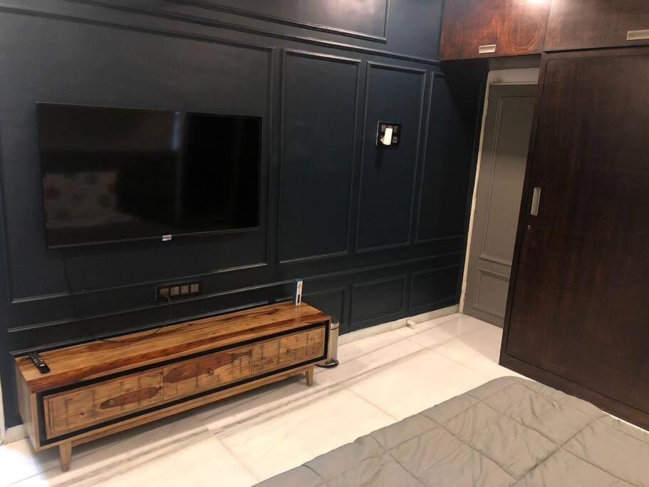 Apartment New Boutique 1 Bhk In Bandra, Off Pali Hill
