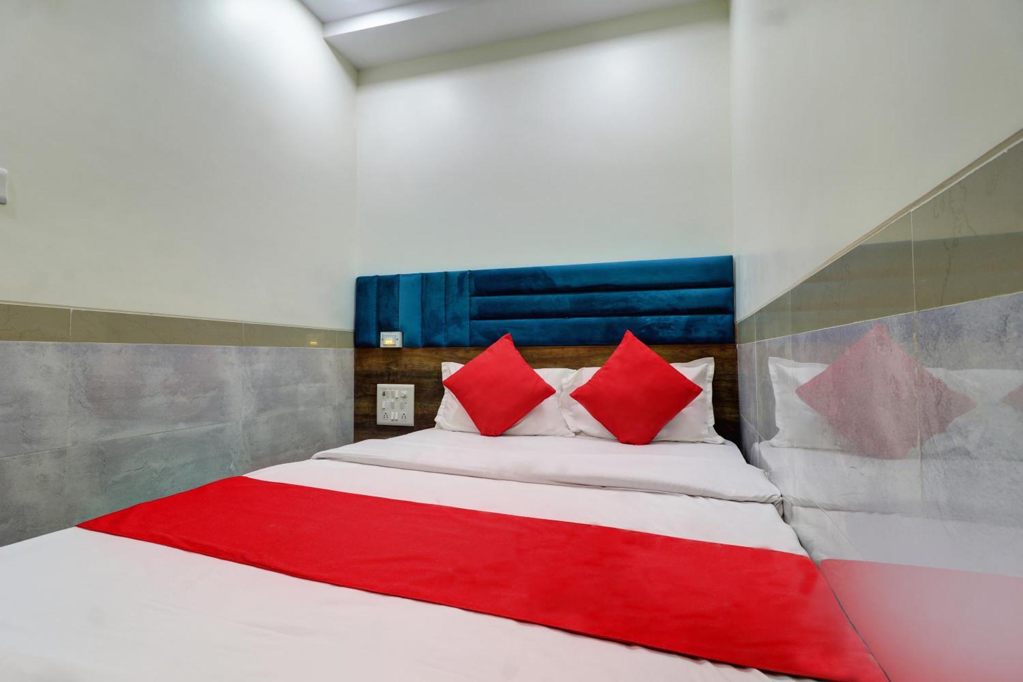 New Balaji Residency 3*