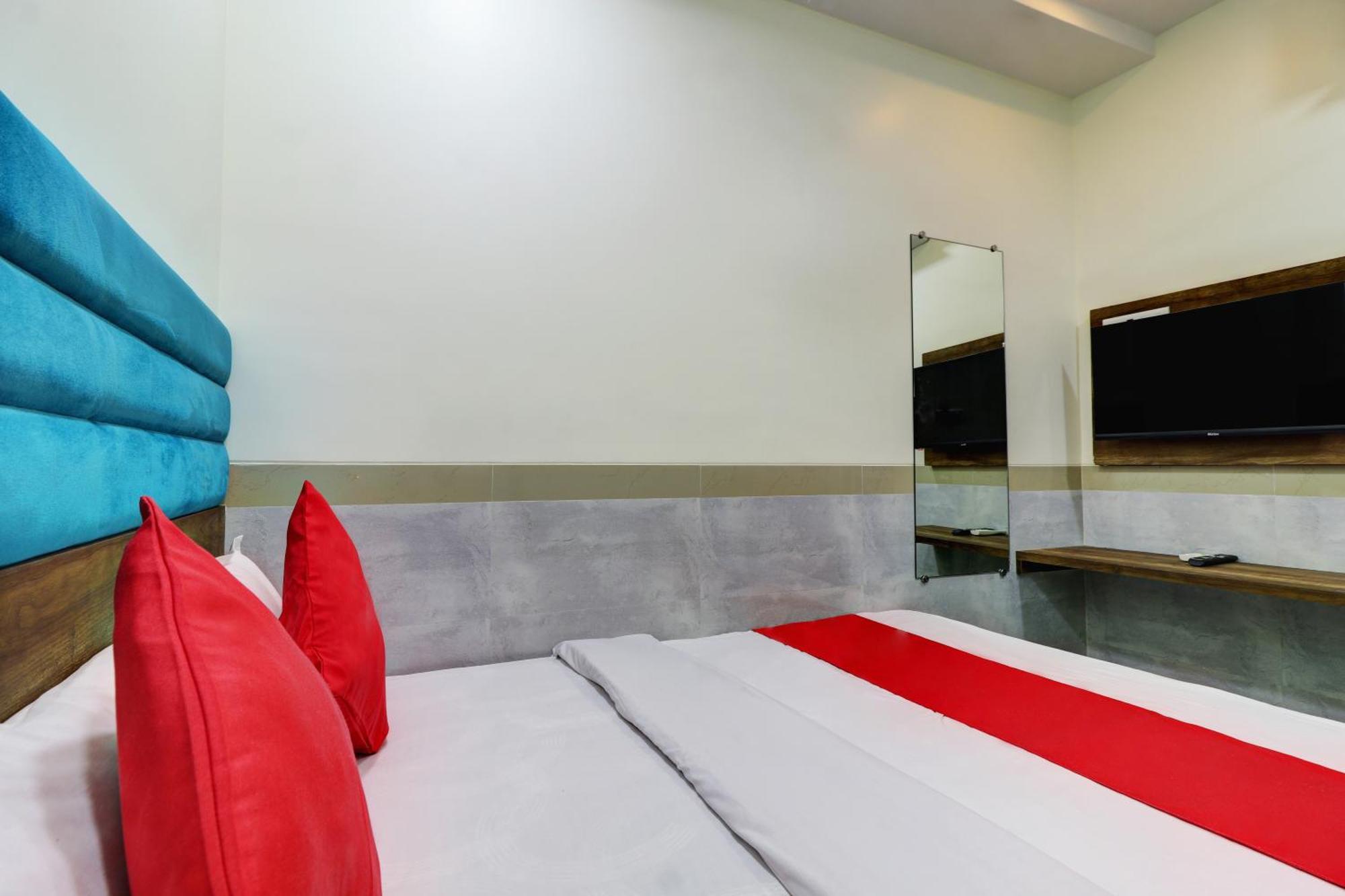 New Balaji Residency 3*