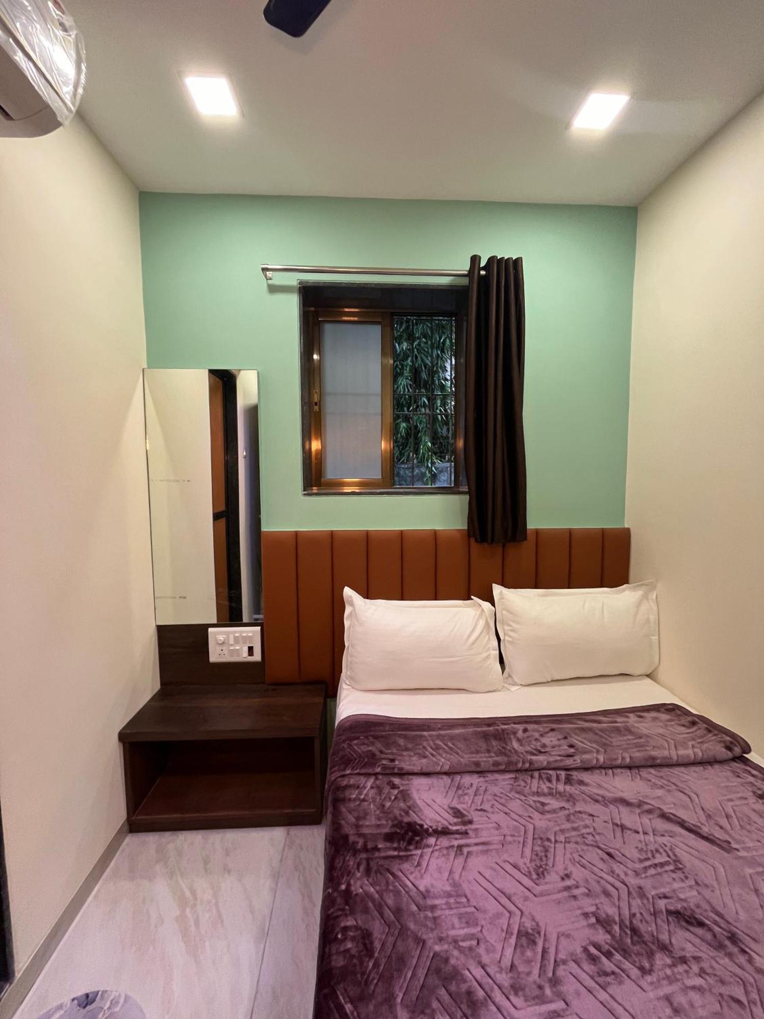 Parel Residency
