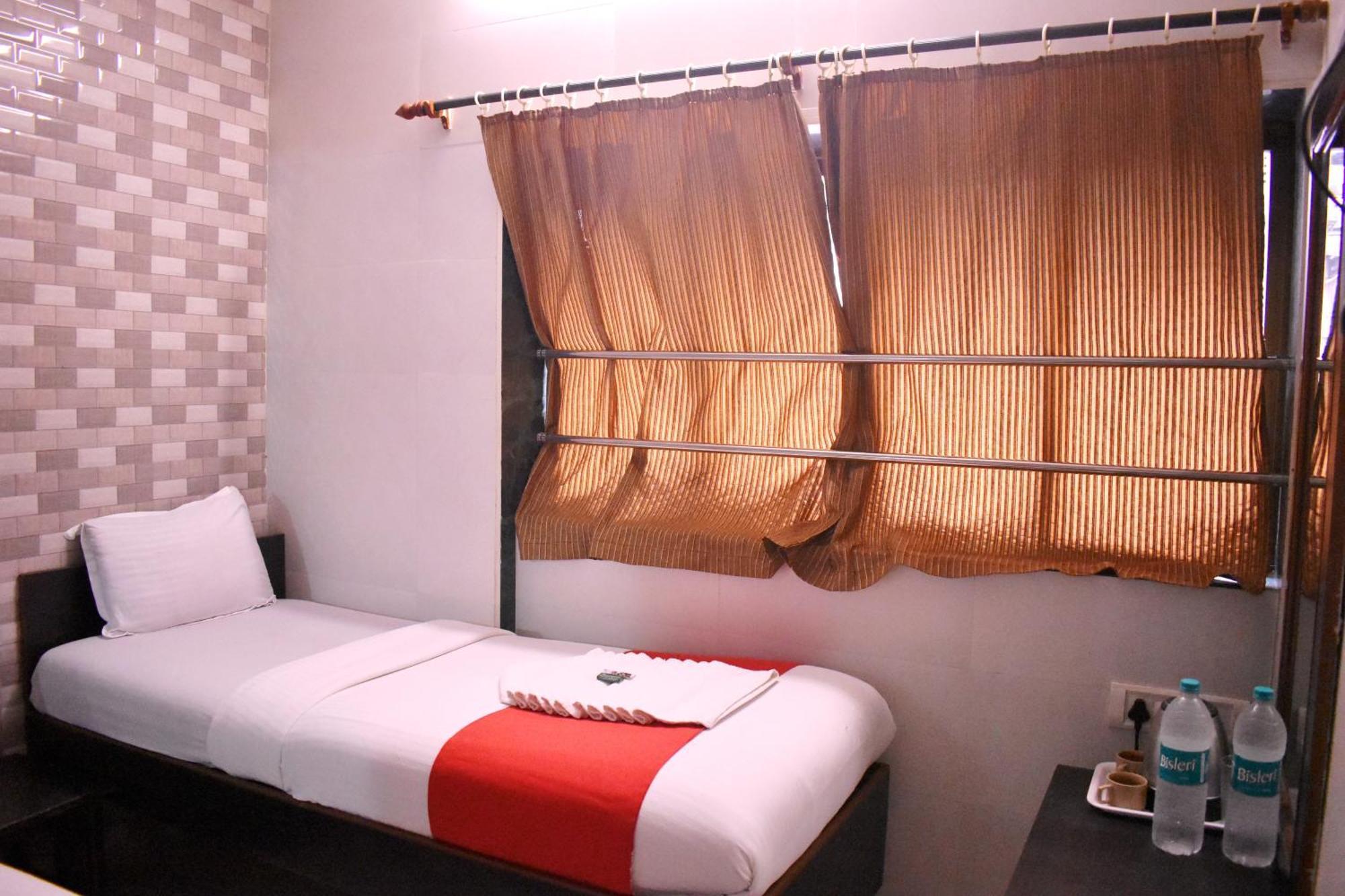 Hotel Kamal Mumbai