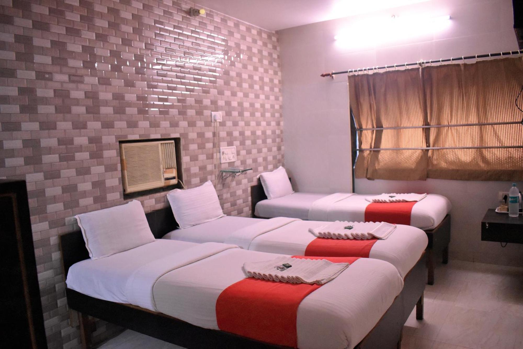 Hotel Kamal Mumbai
