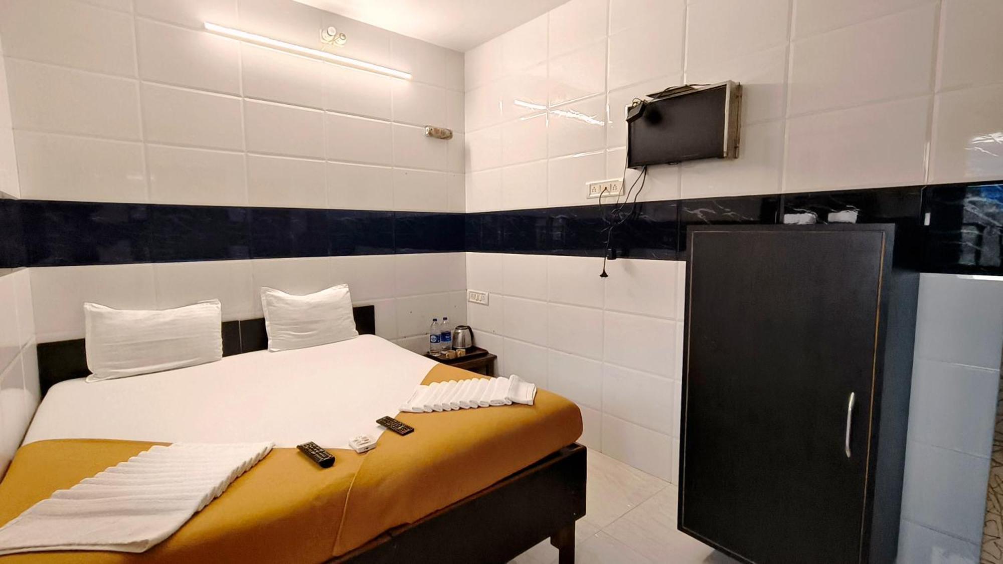 Kamal Hotel Mumbai