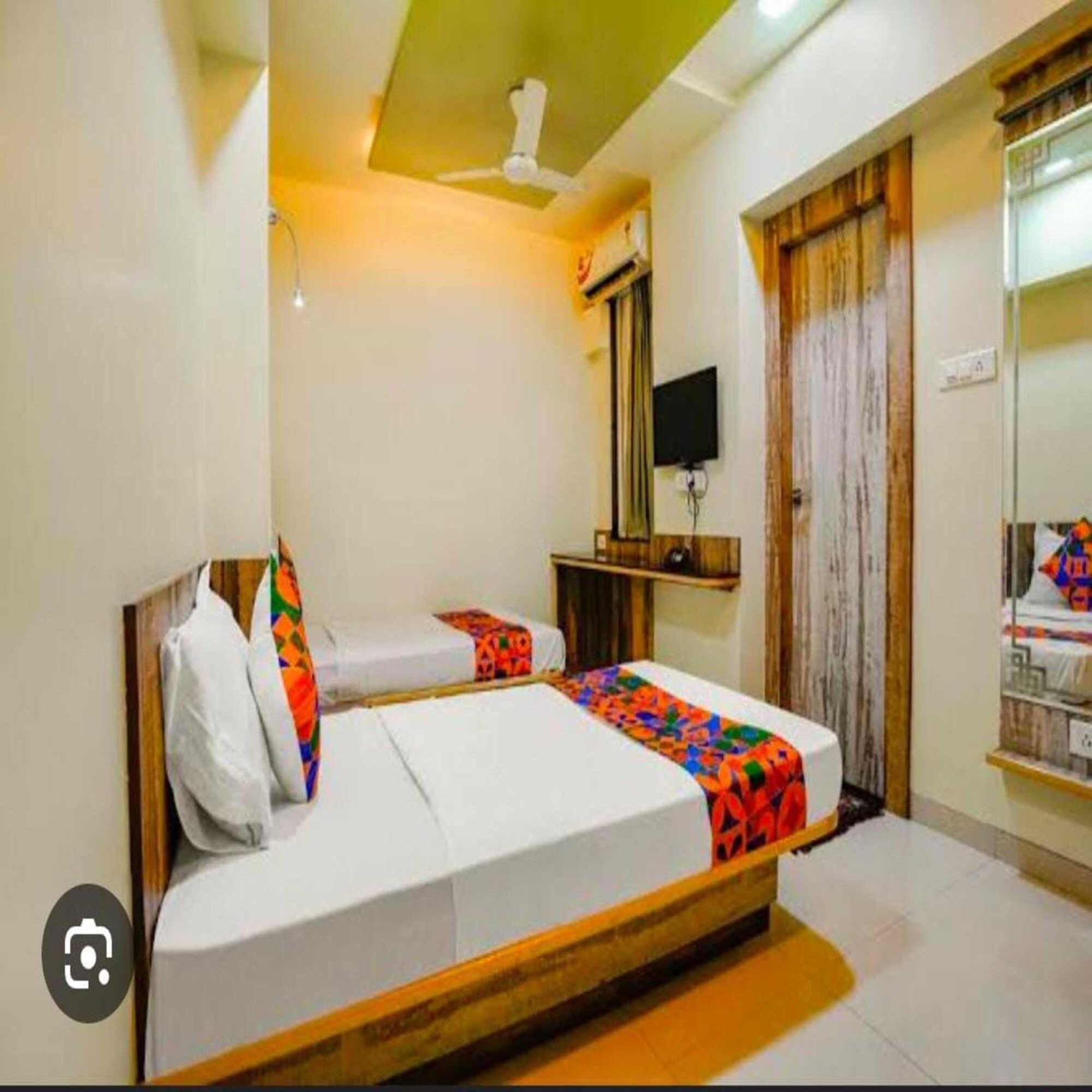 Hotel Elegant - Mohammed Ali Road *