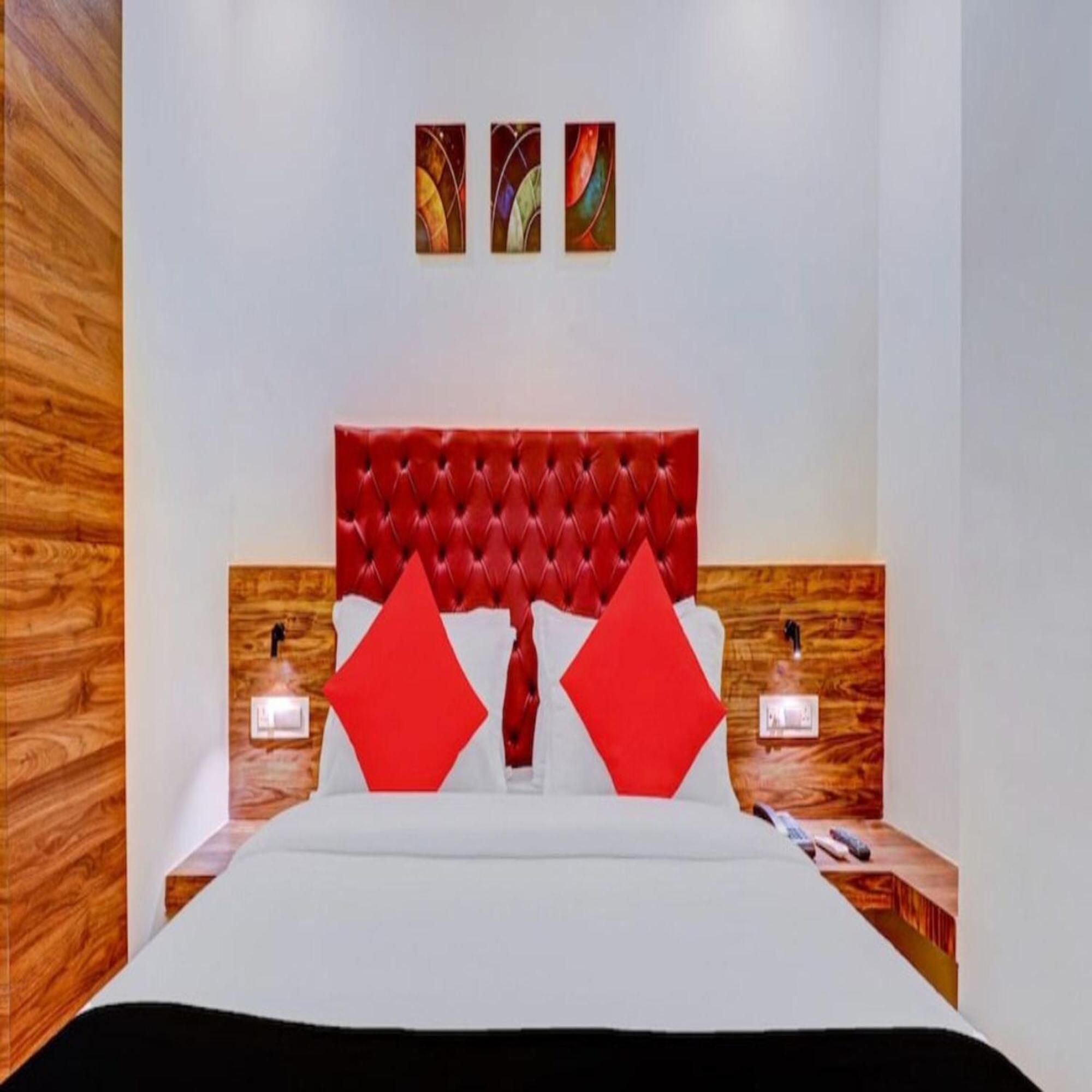Elegant - Mohammed Ali Road Hotel