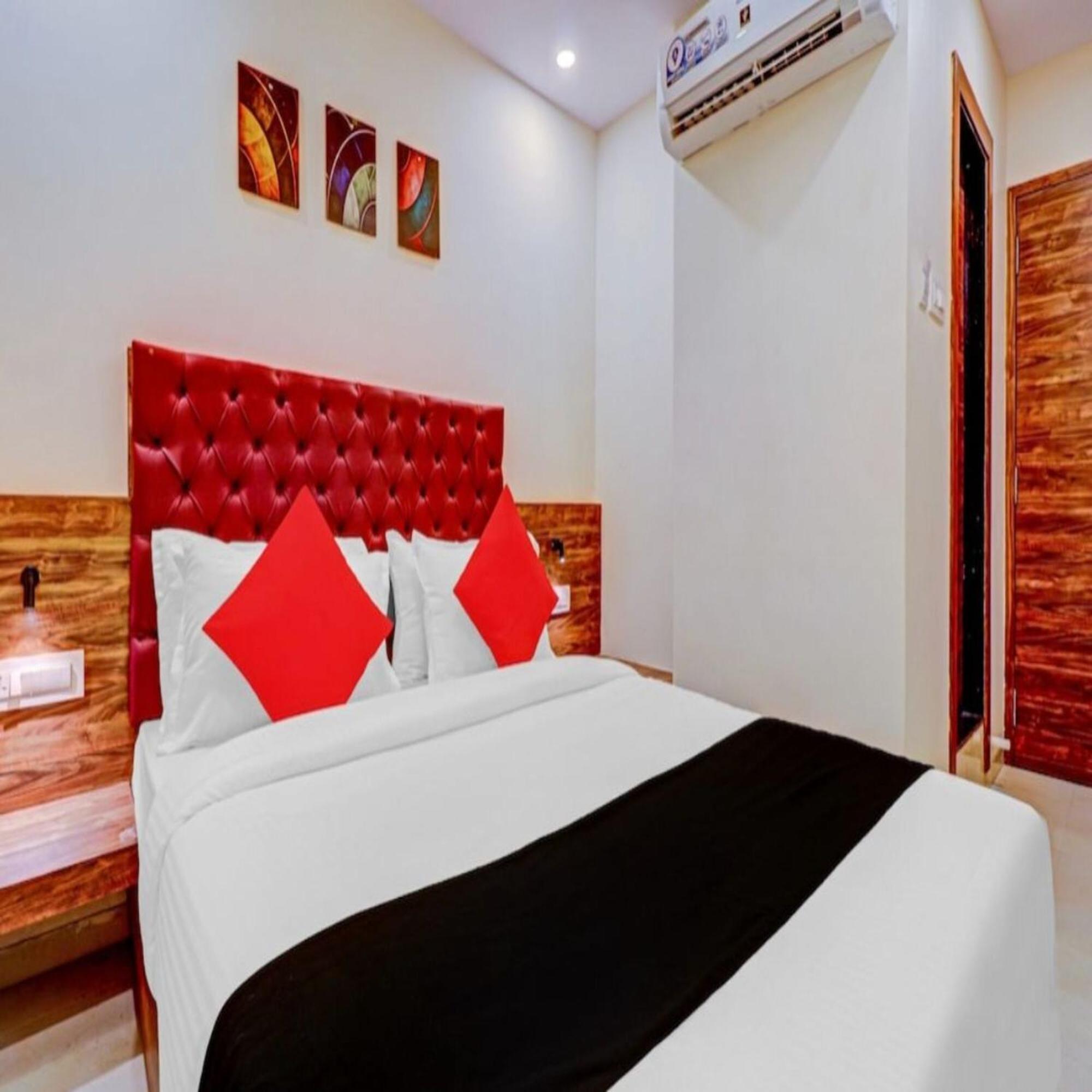 Elegant - Mohammed Ali Road Hotel Mumbai