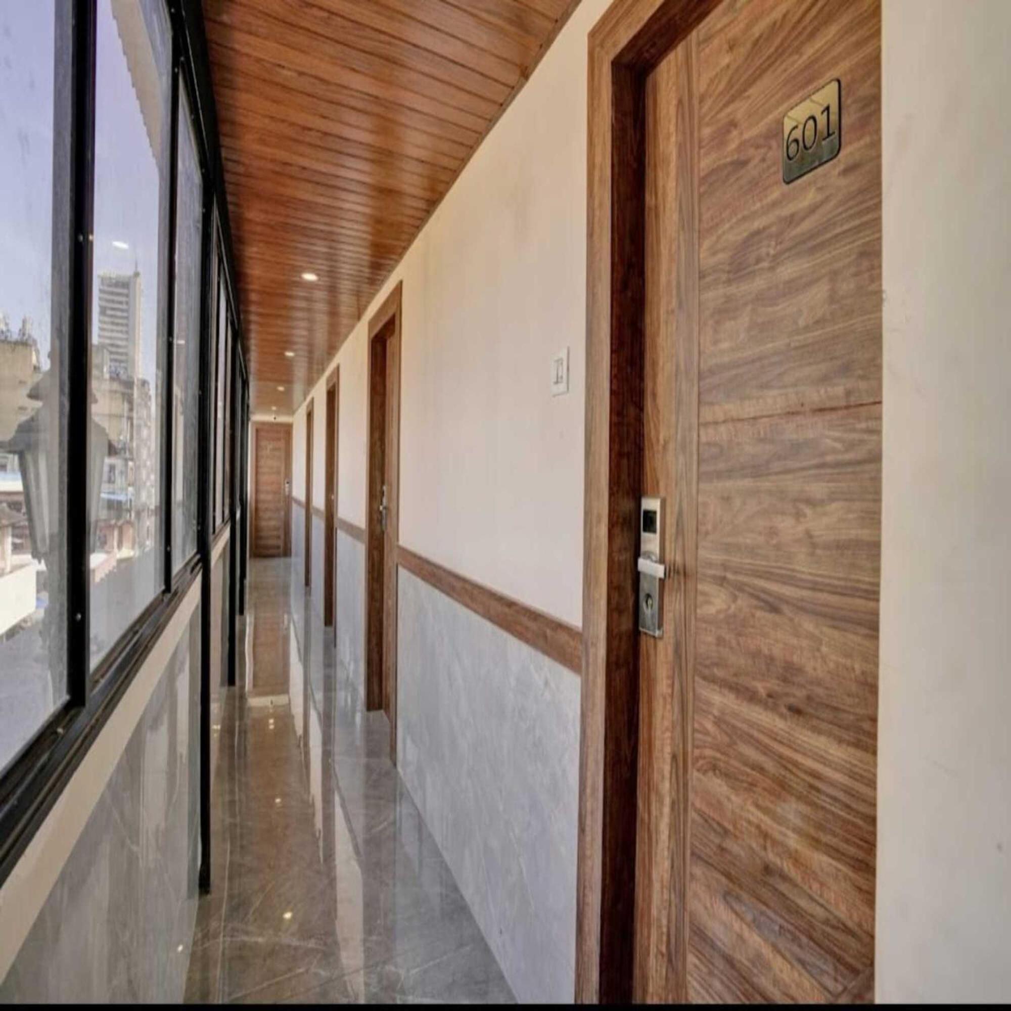 Elegant - Mohammed Ali Road Hotel