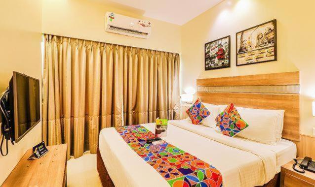 Glitz New Ascot International - Nr International Airport T2