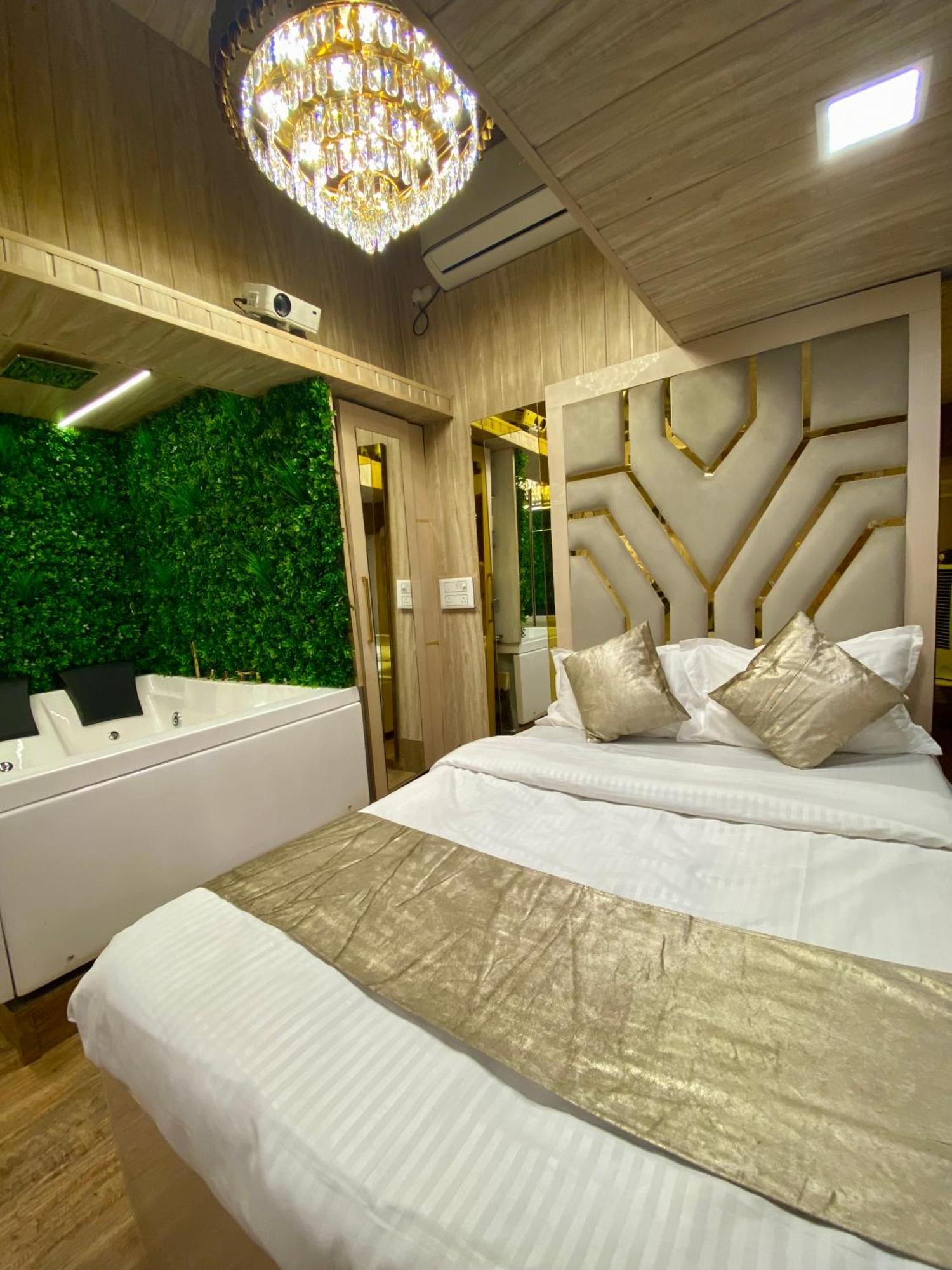 Makaan - The Luxury Homestay Aparthotel Mumbai