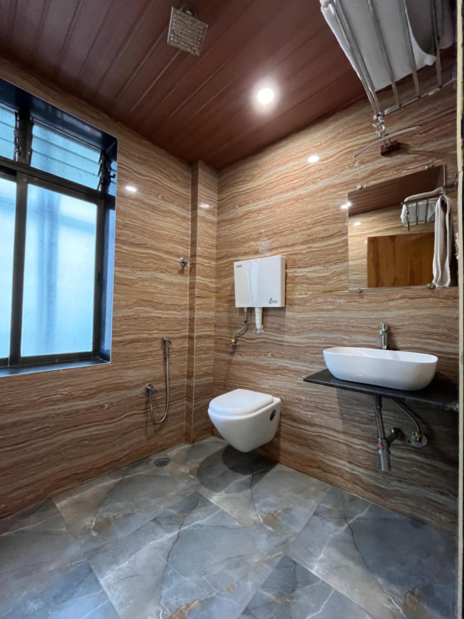 National - Grant Road Hotel Mumbai