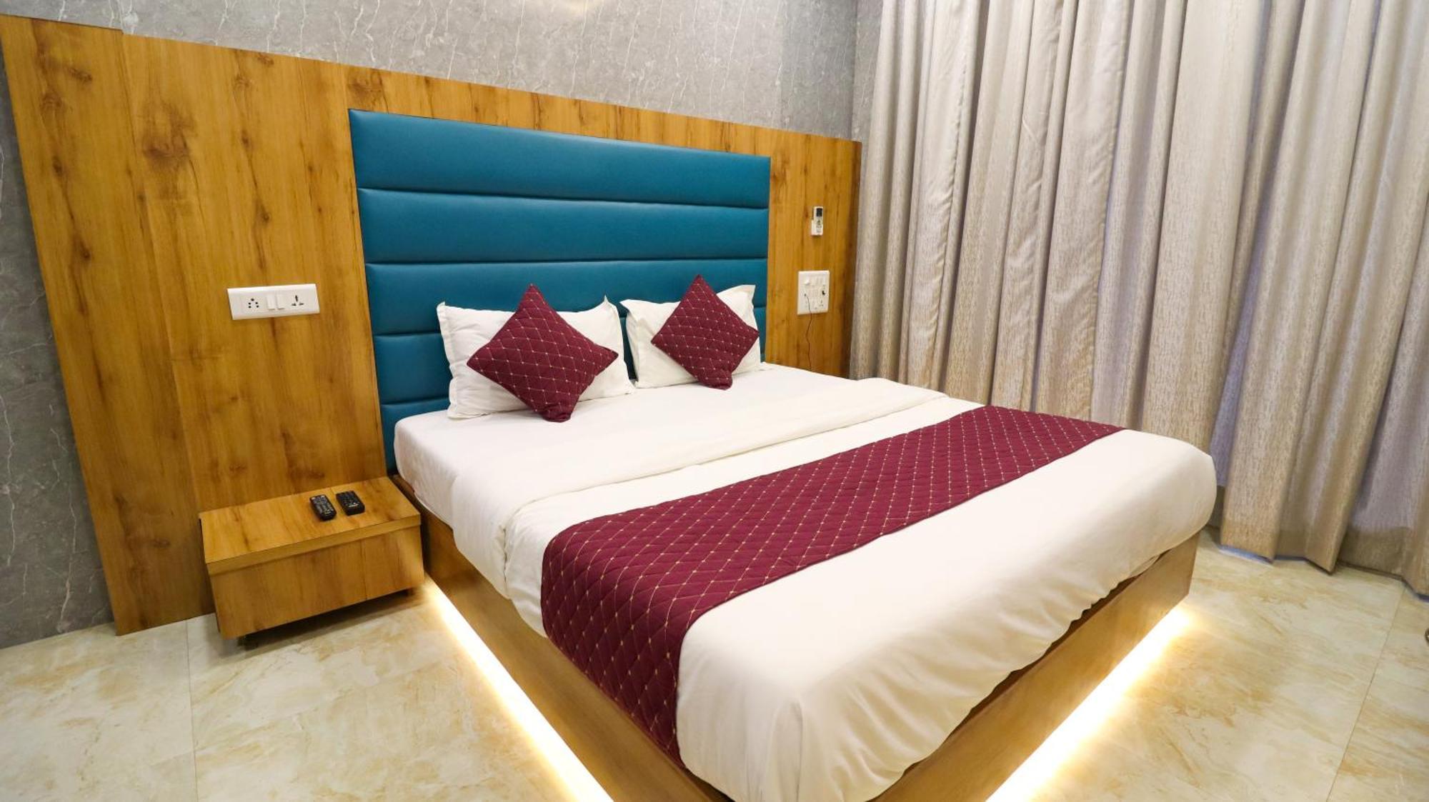 Hotel National - Grant Road Mumbai