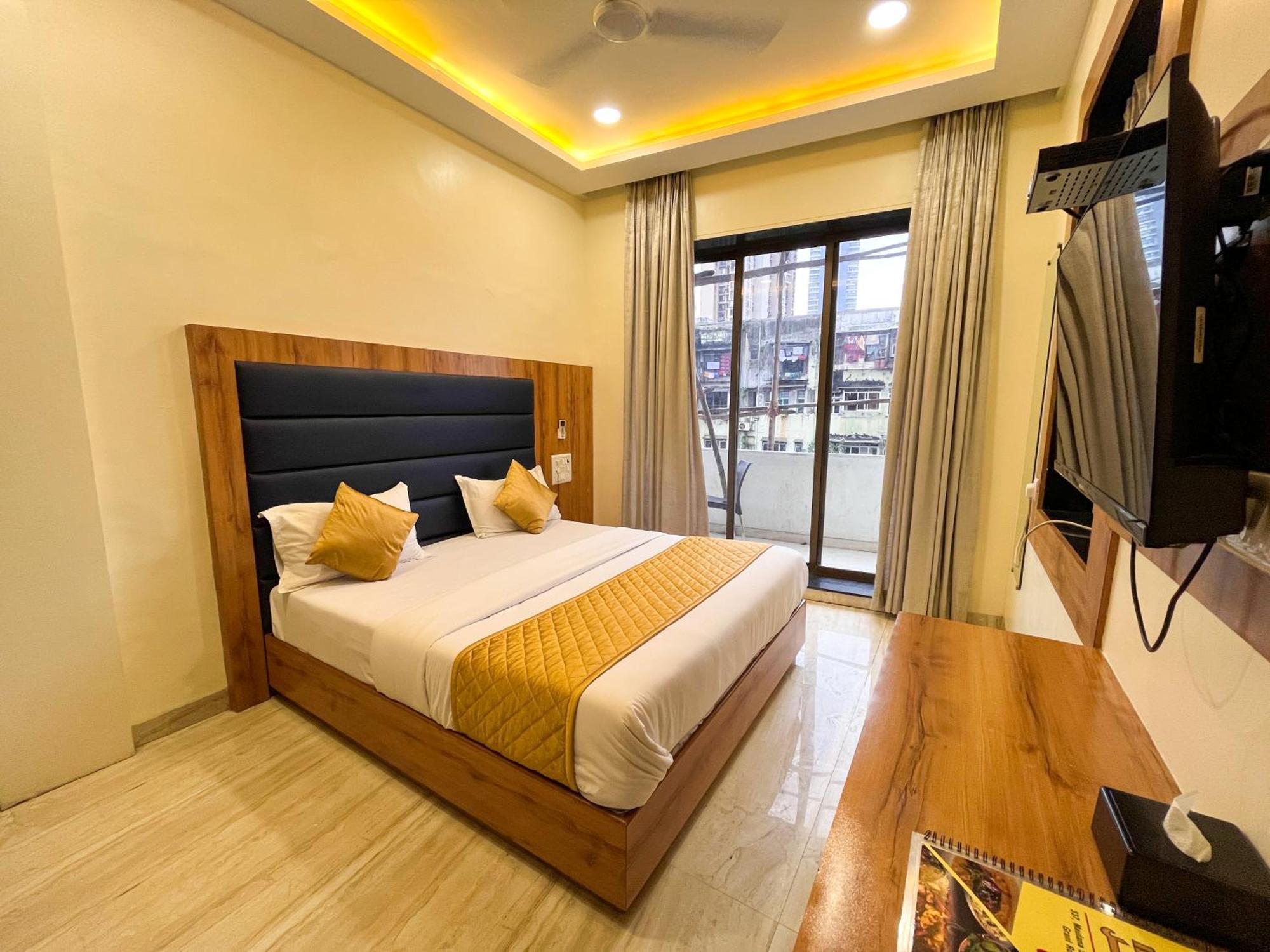 National - Grant Road Hotel