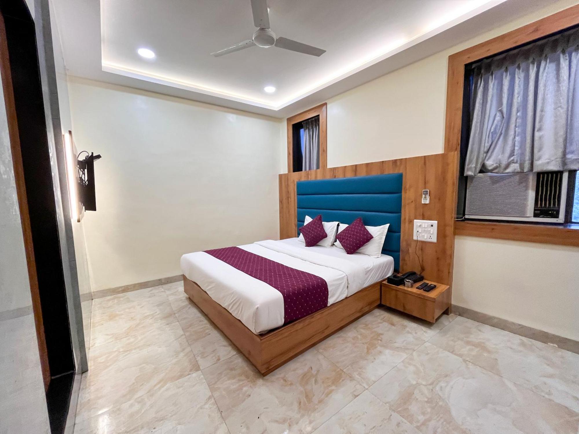 National - Grant Road 3* Mumbai