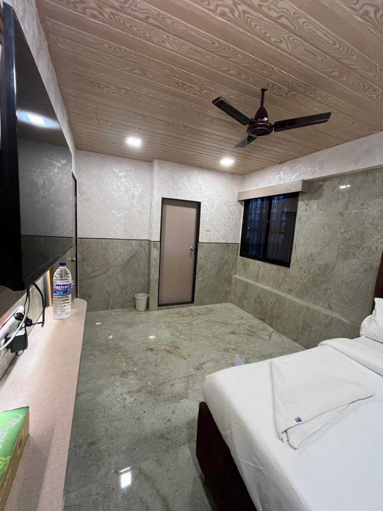 New York Hotel Mumbai