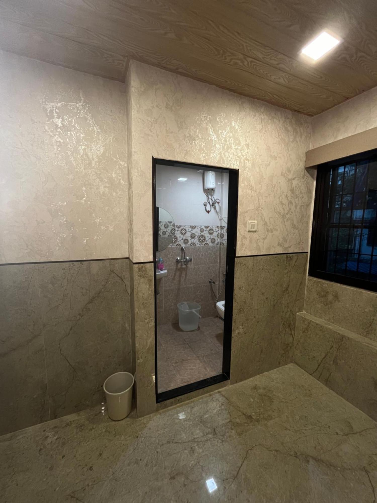 New York Hotel Mumbai