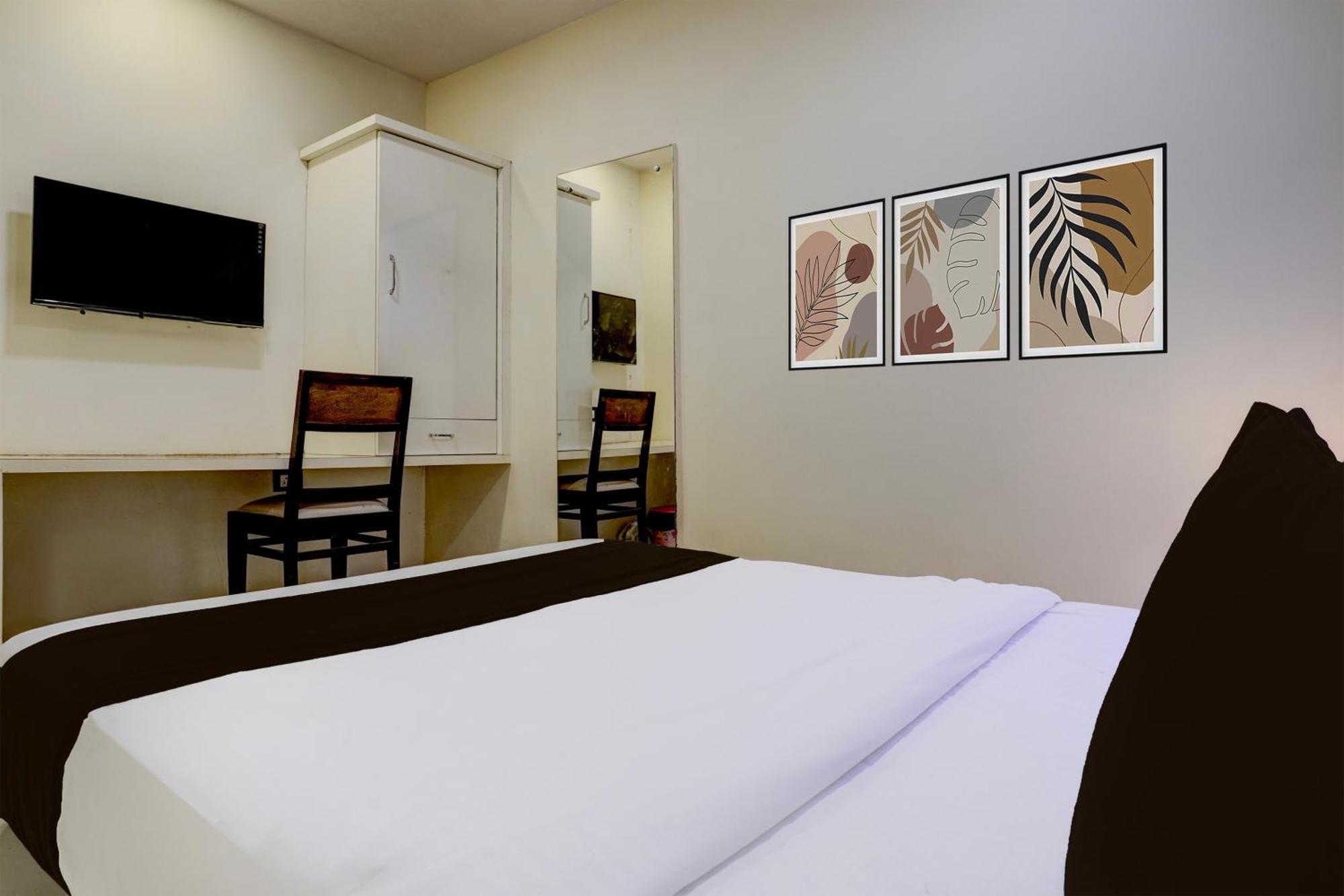 Hotel O Golden Star