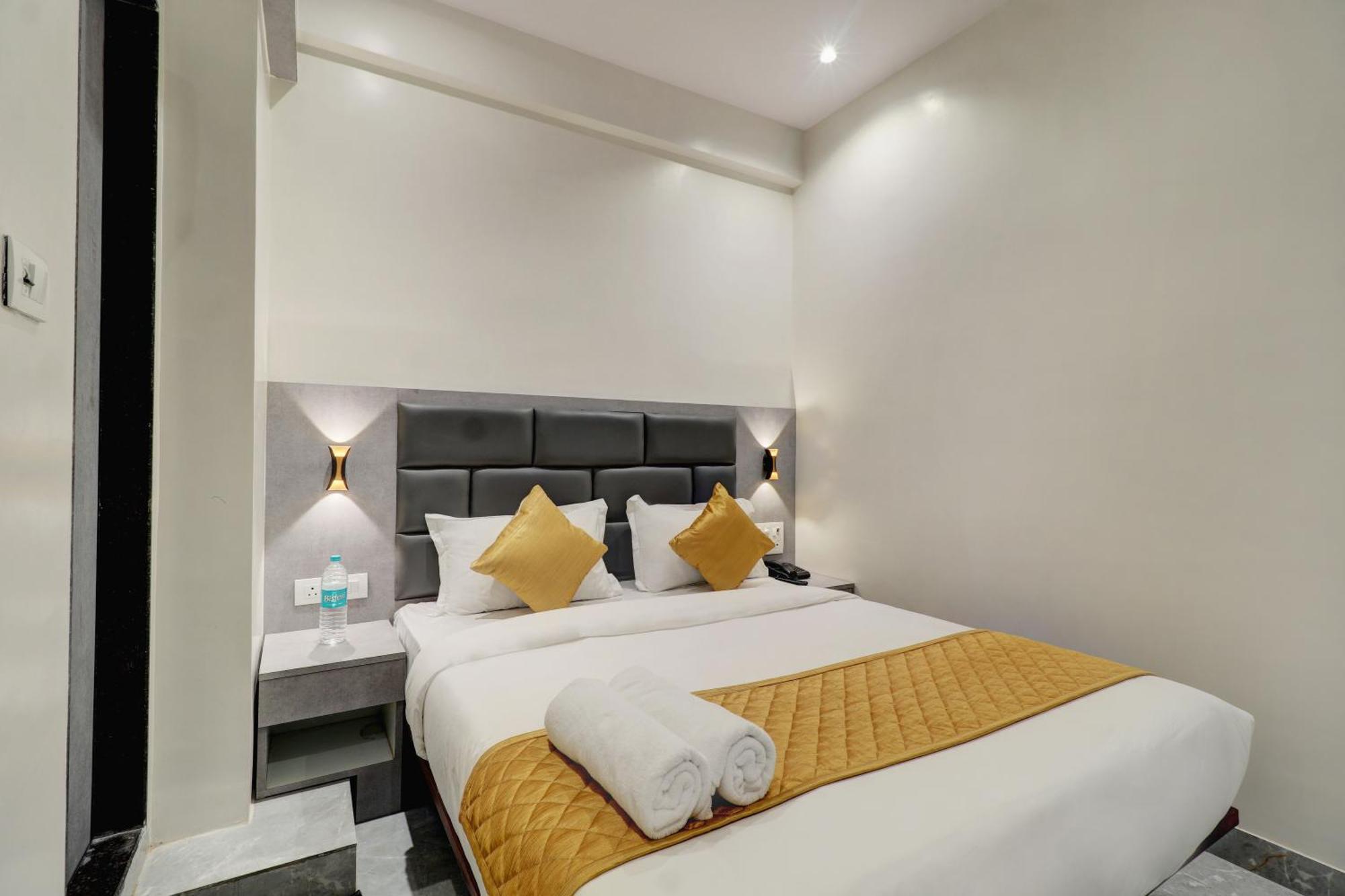 Hotel Enigma 3*
