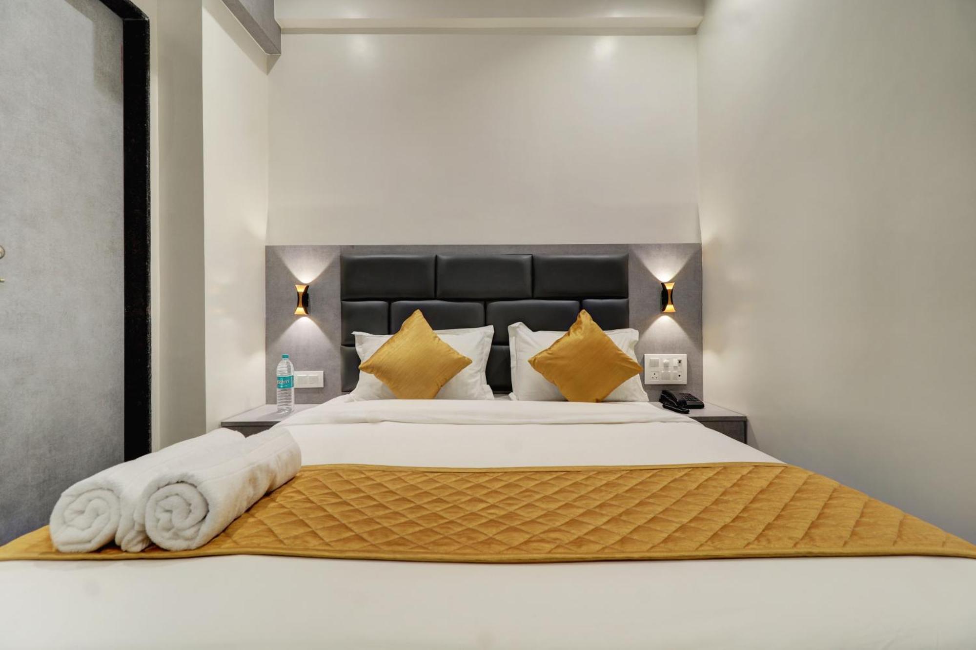 Enigma Hotel 3*