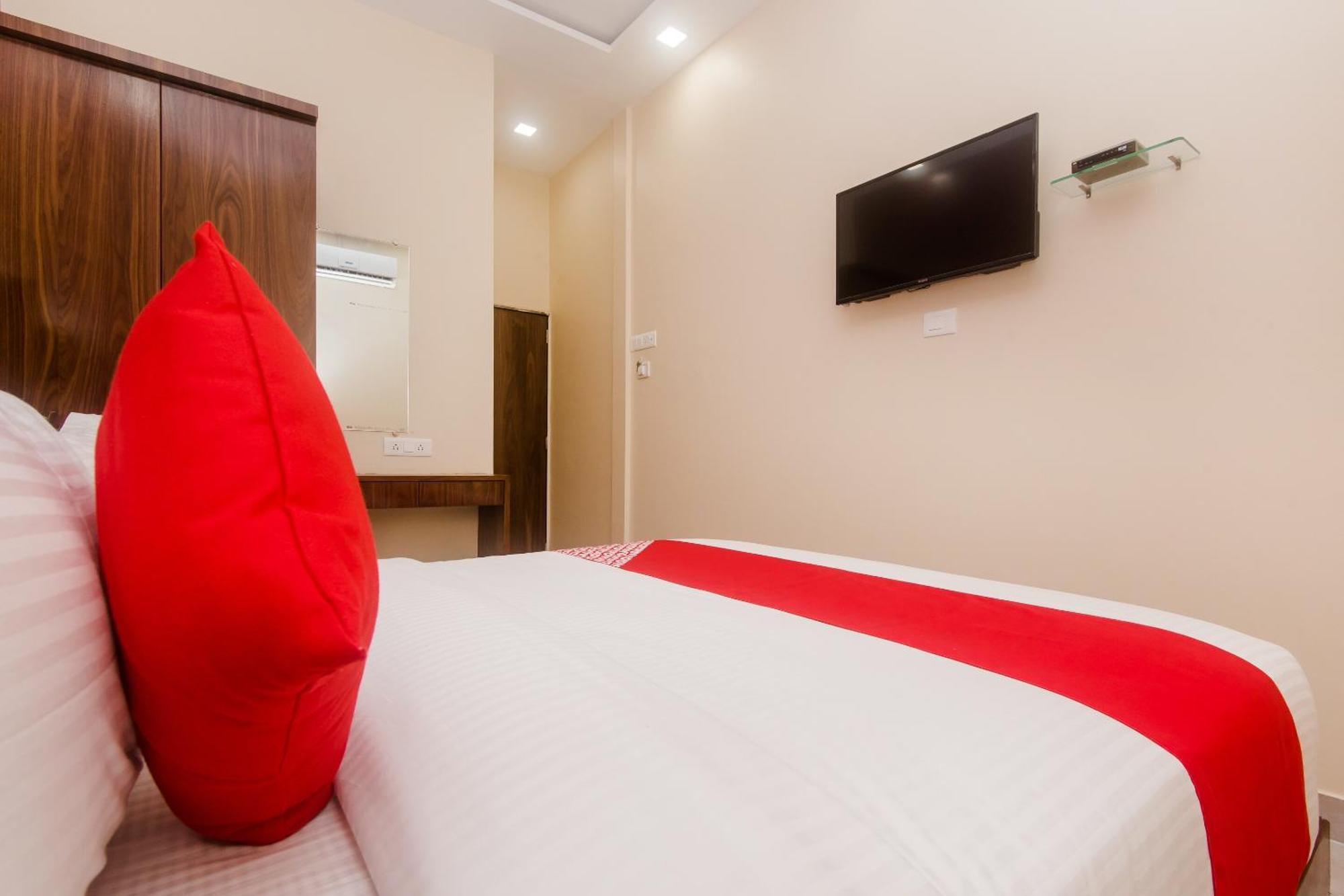 Hotel O Greenforest Near Airport Road Metro Station 3*