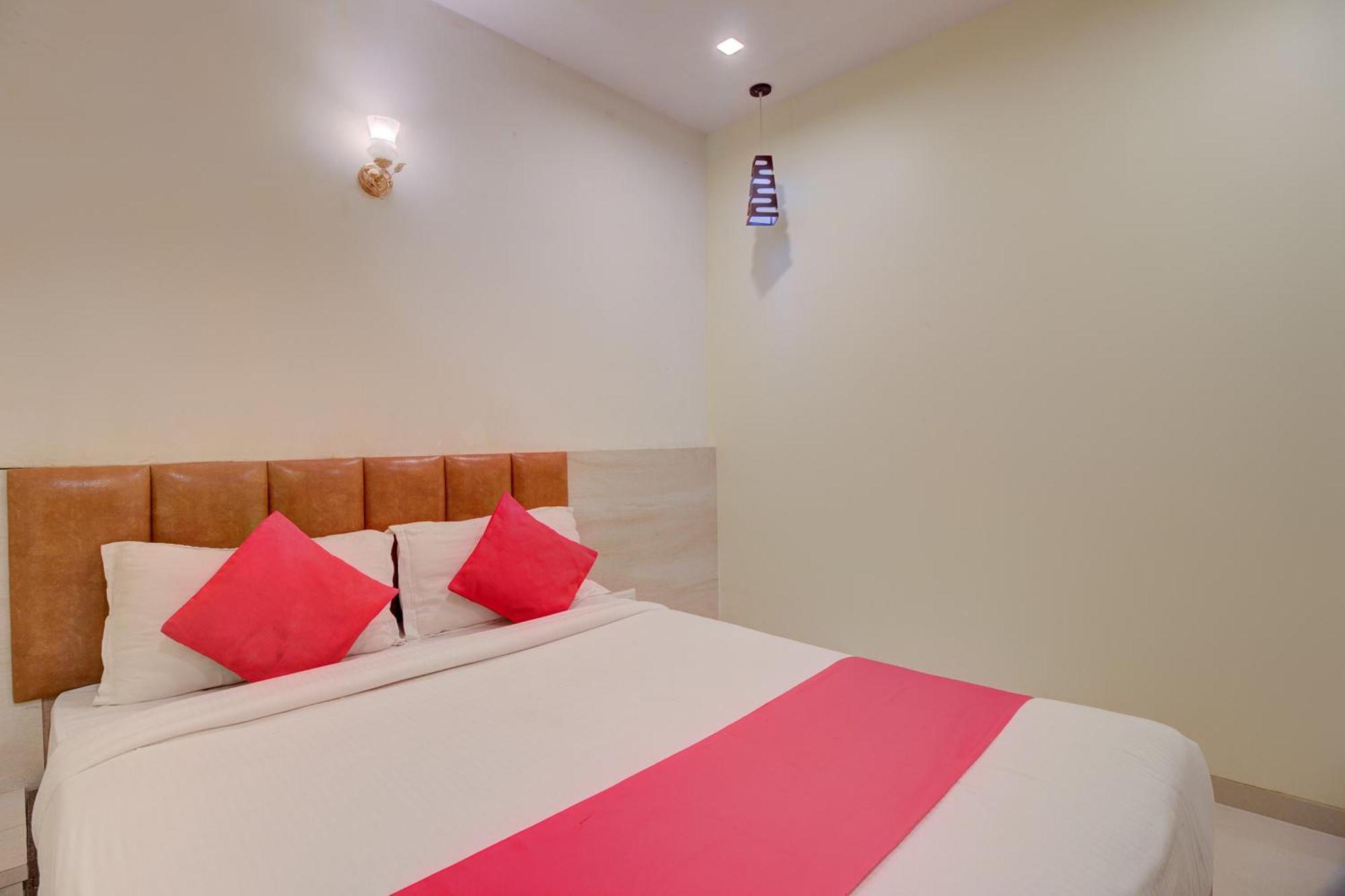 Hotel O Royal Orbit