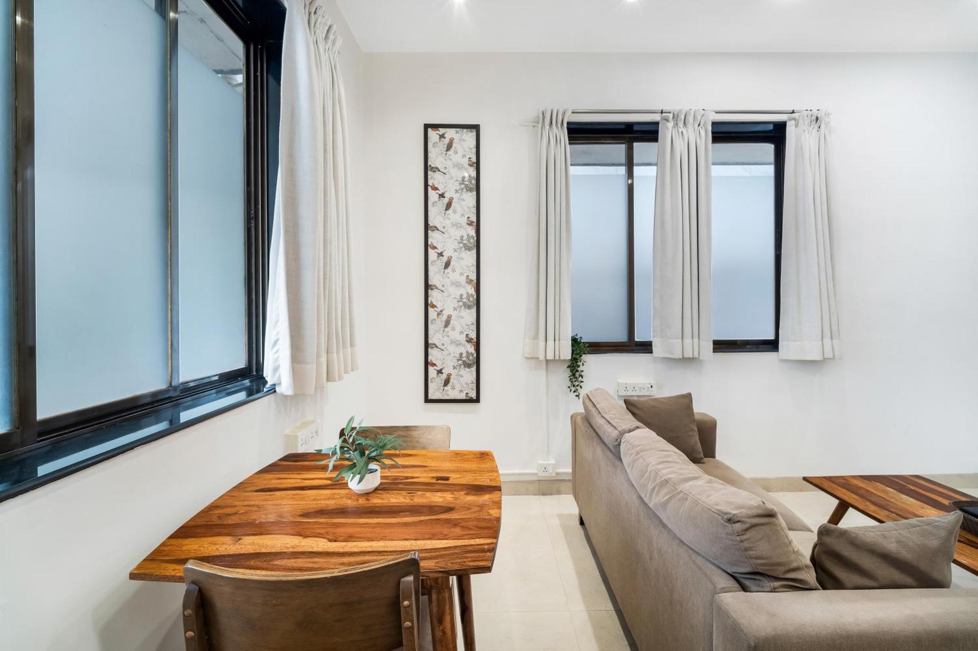 Earthy 1bhk Bandra W By The Company * Mumbai