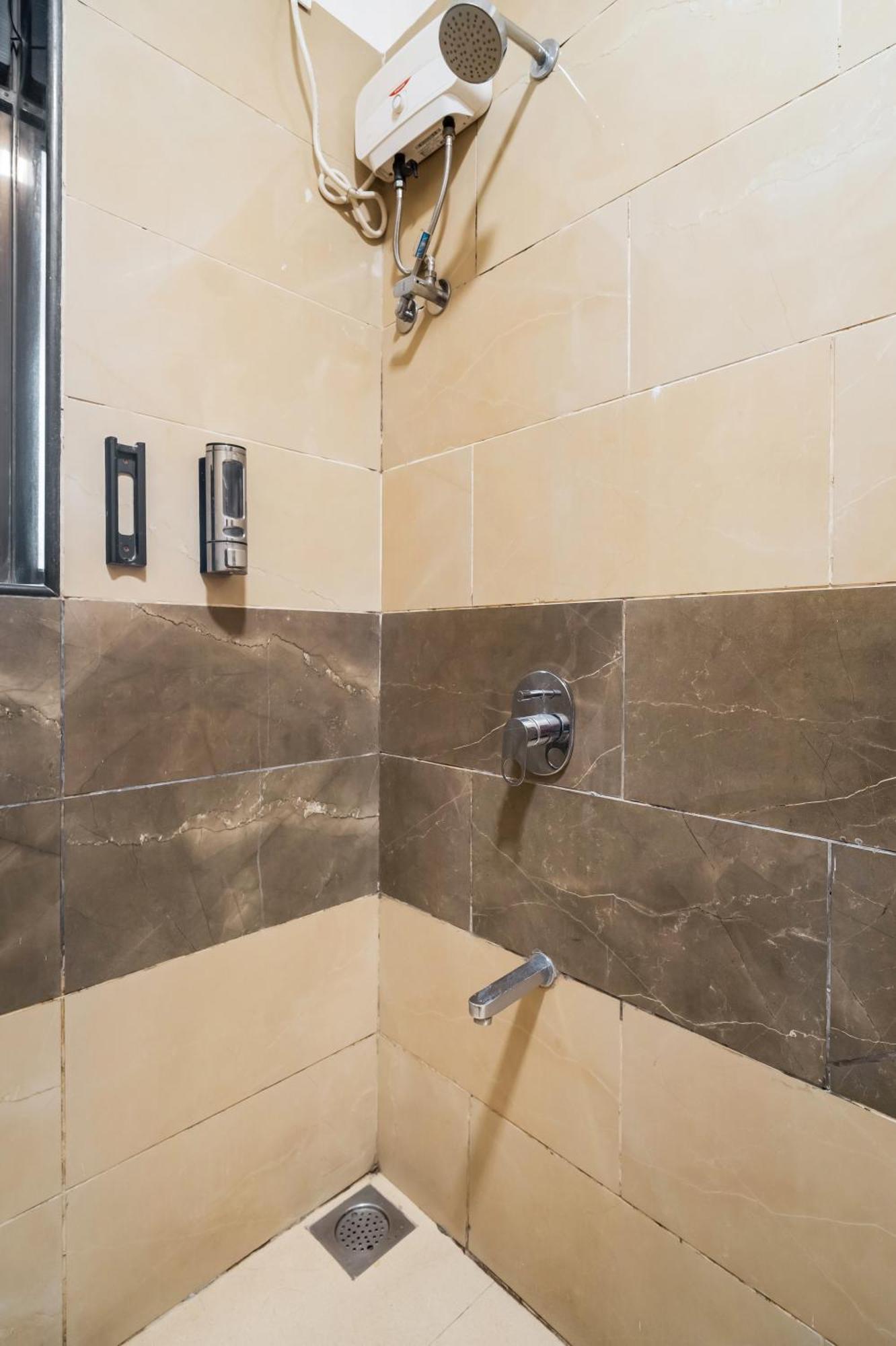 Apartment Earthy 1bhk Bandra W By The Company *
