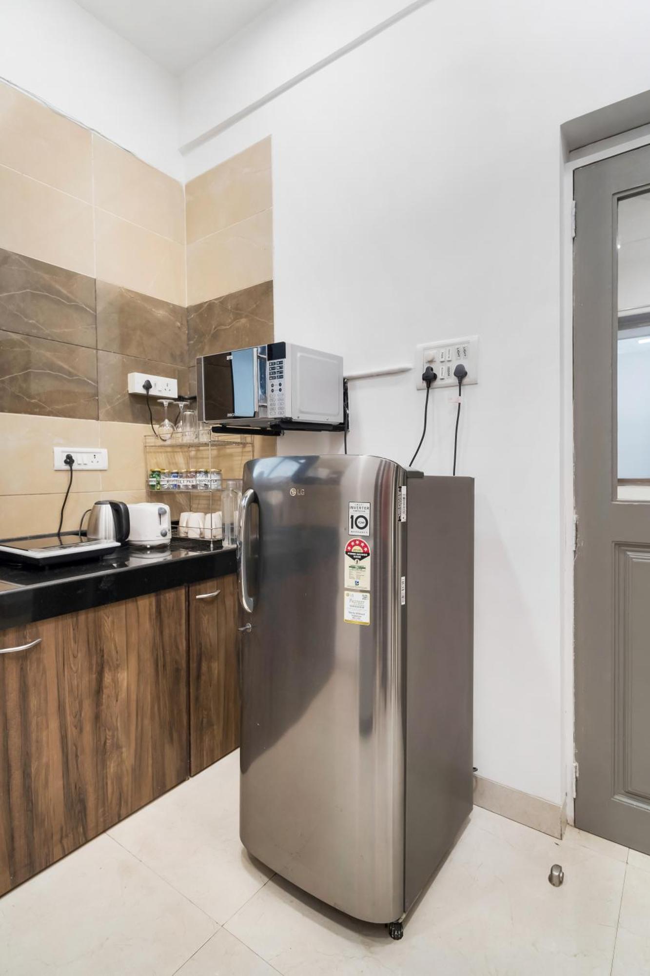 Earthy 1bhk Bandra W By The Company *