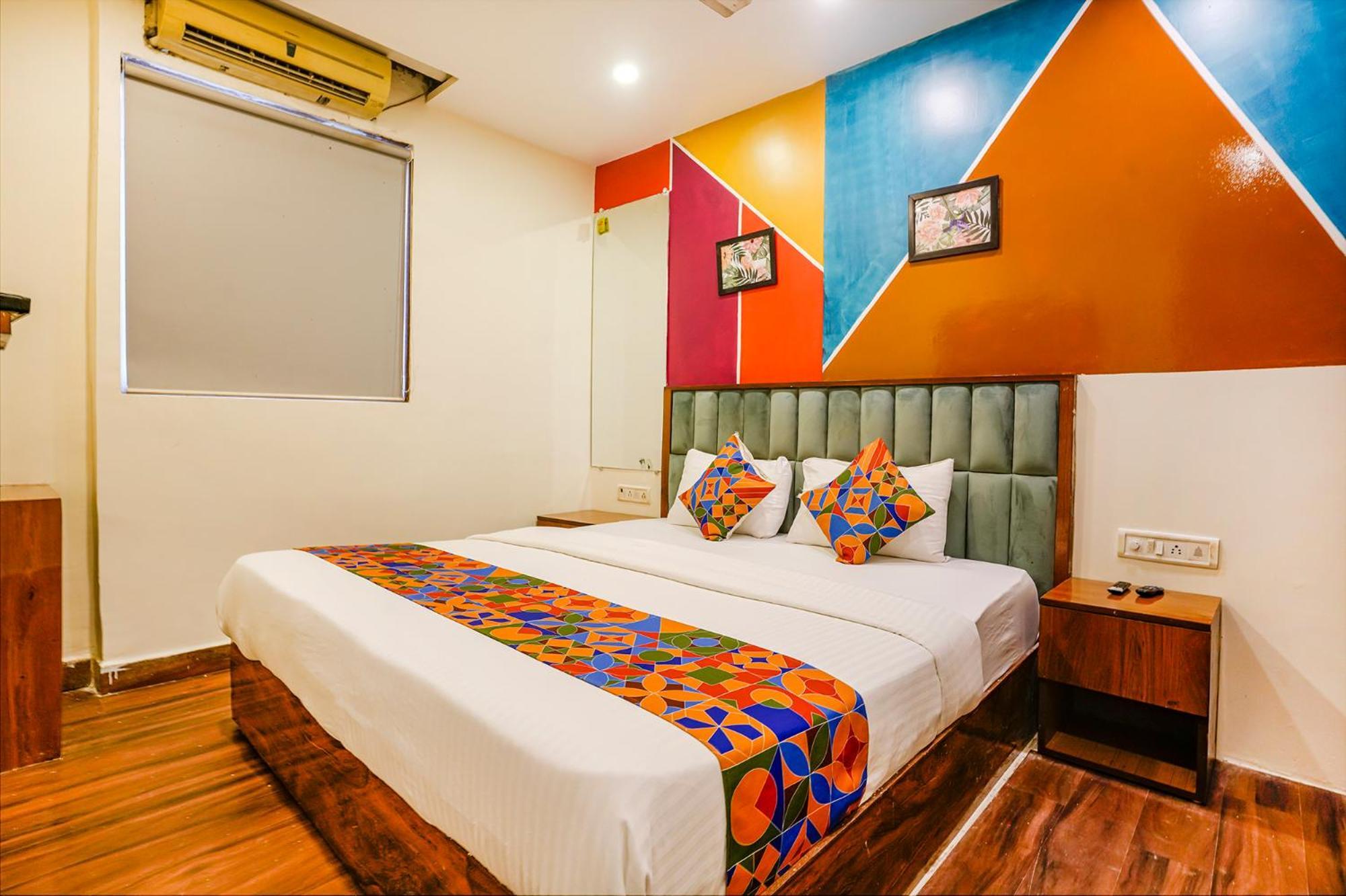 Hotel Fabhotel Twigo