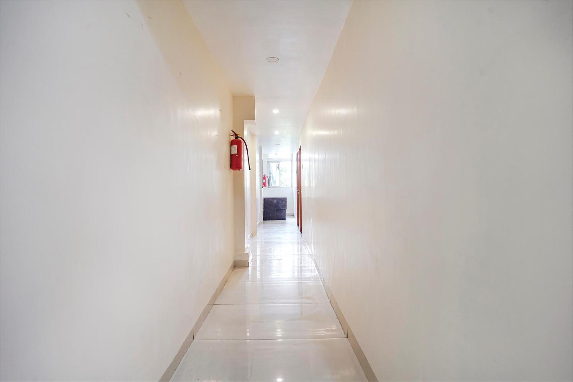 Fabhotel Twigo 3*