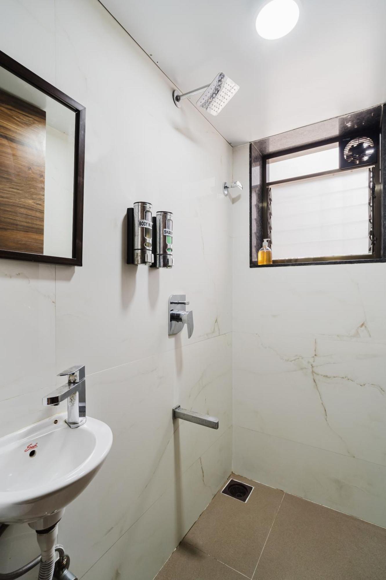 Oak 1bhk Bandra W By The Company *