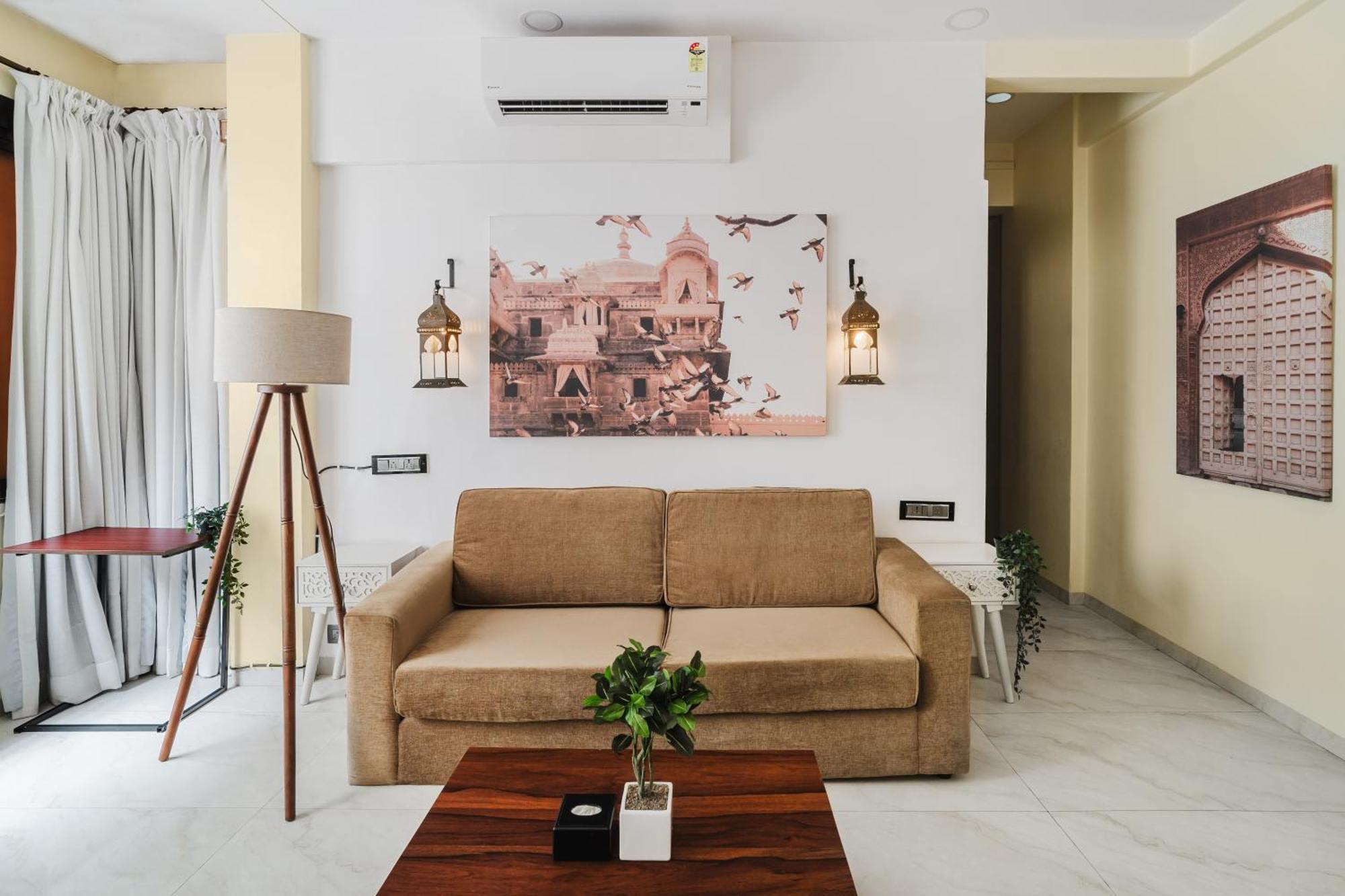Oak 1bhk Bandra W By The Company Apartment