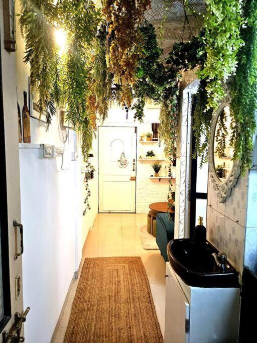 Apartment The Pali Nook, Cozy Bandra Escape *