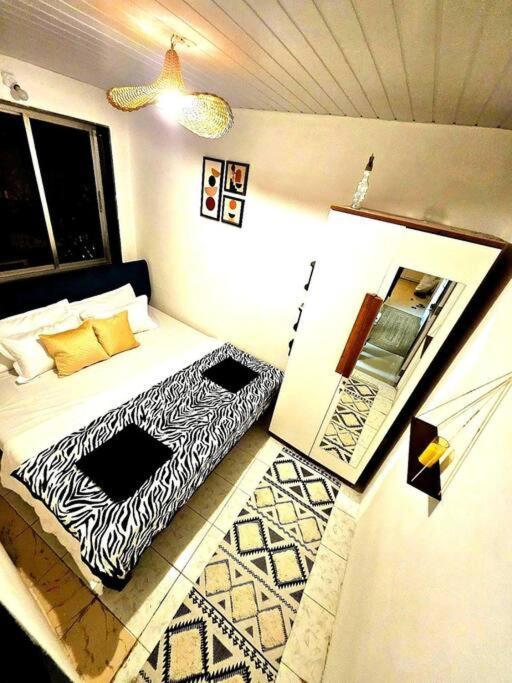 The Pali Nook, Cozy Bandra Escape Apartment Mumbai