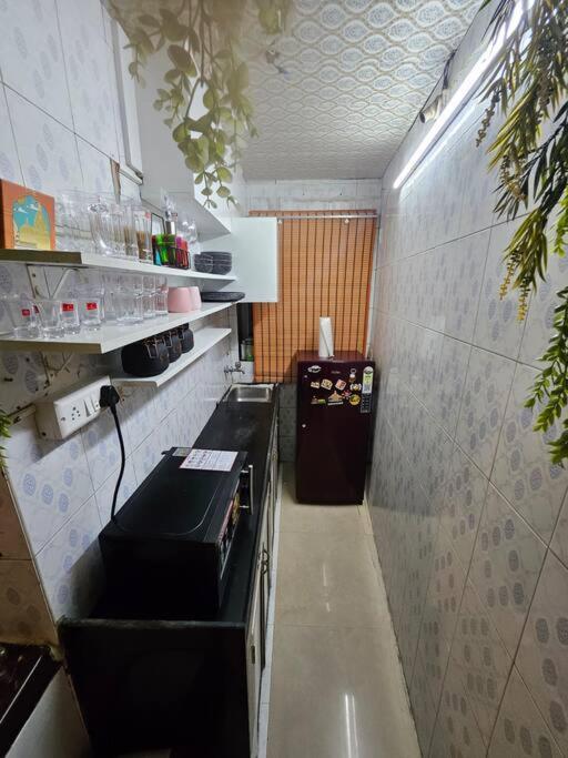 The Pali Nook, Cozy Bandra Escape