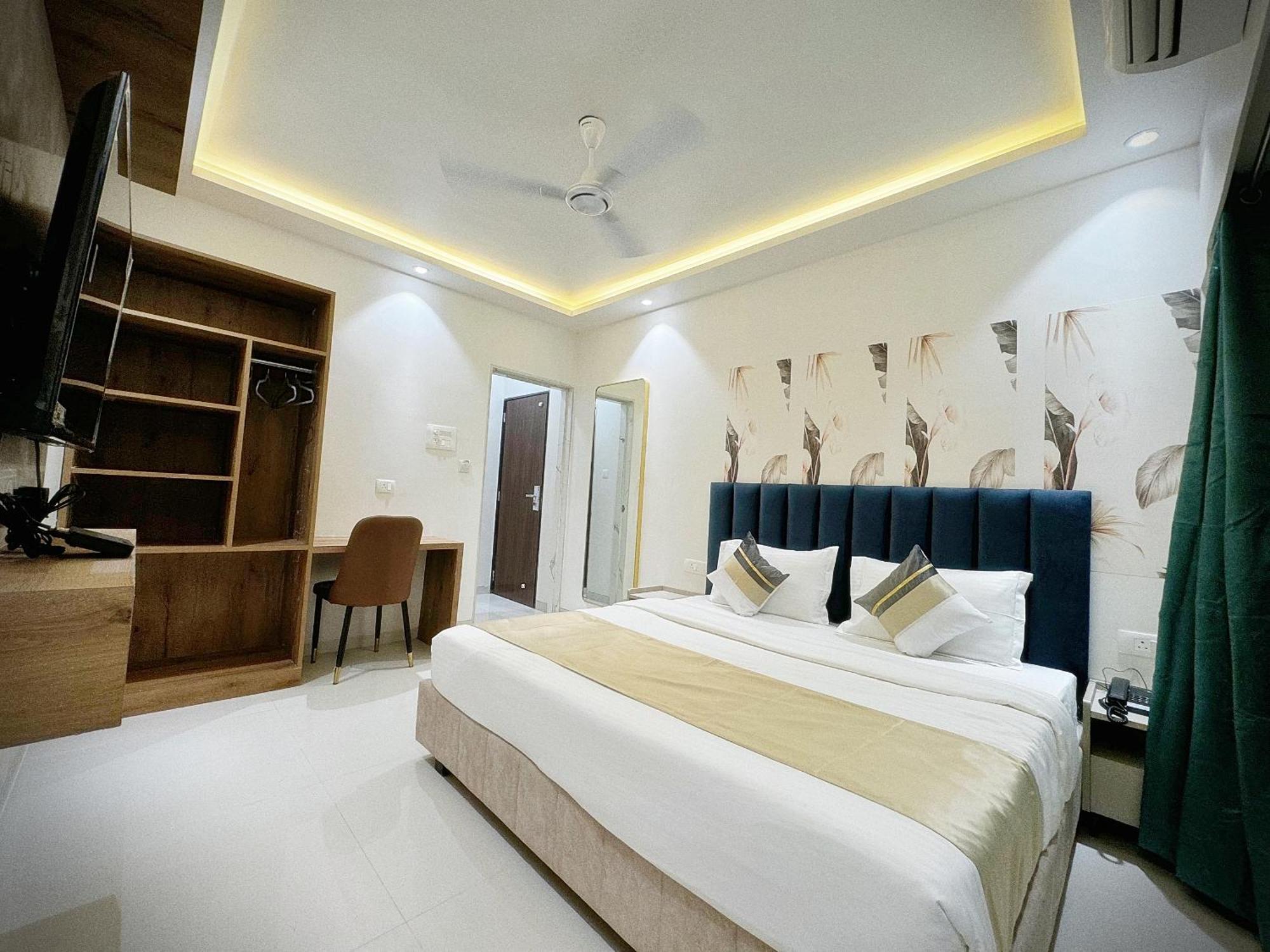 Apartment The Orion Premium Mumbai