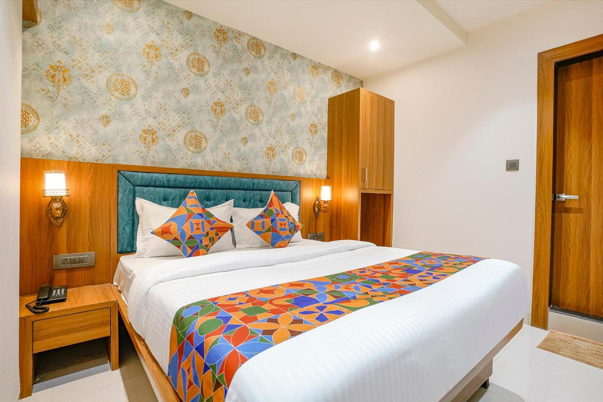 Fabhotel Status Residency Hotel