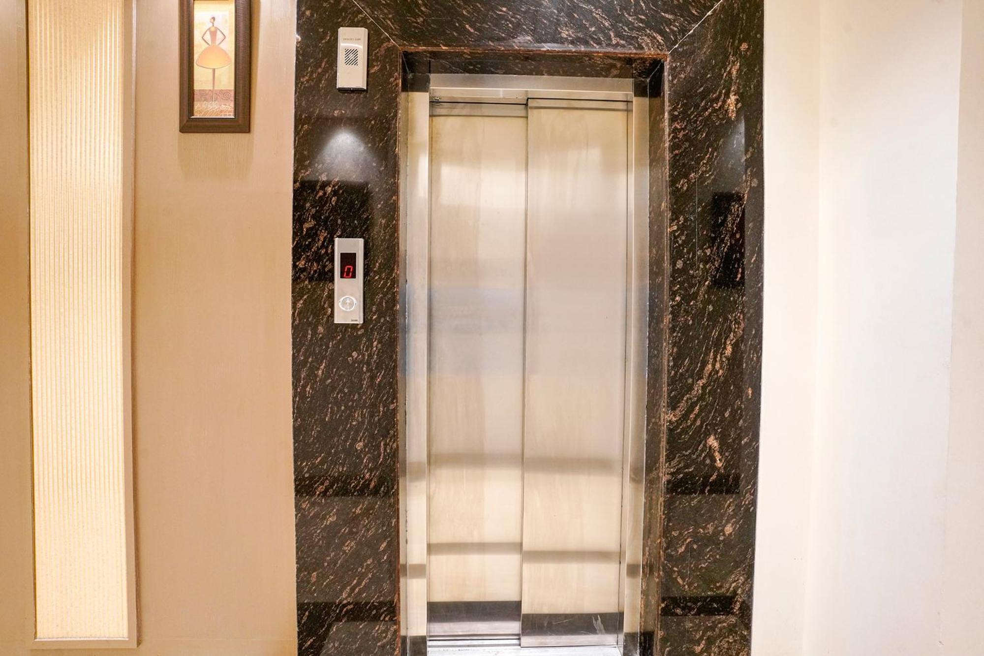 Fabhotel Status Residency Mumbai