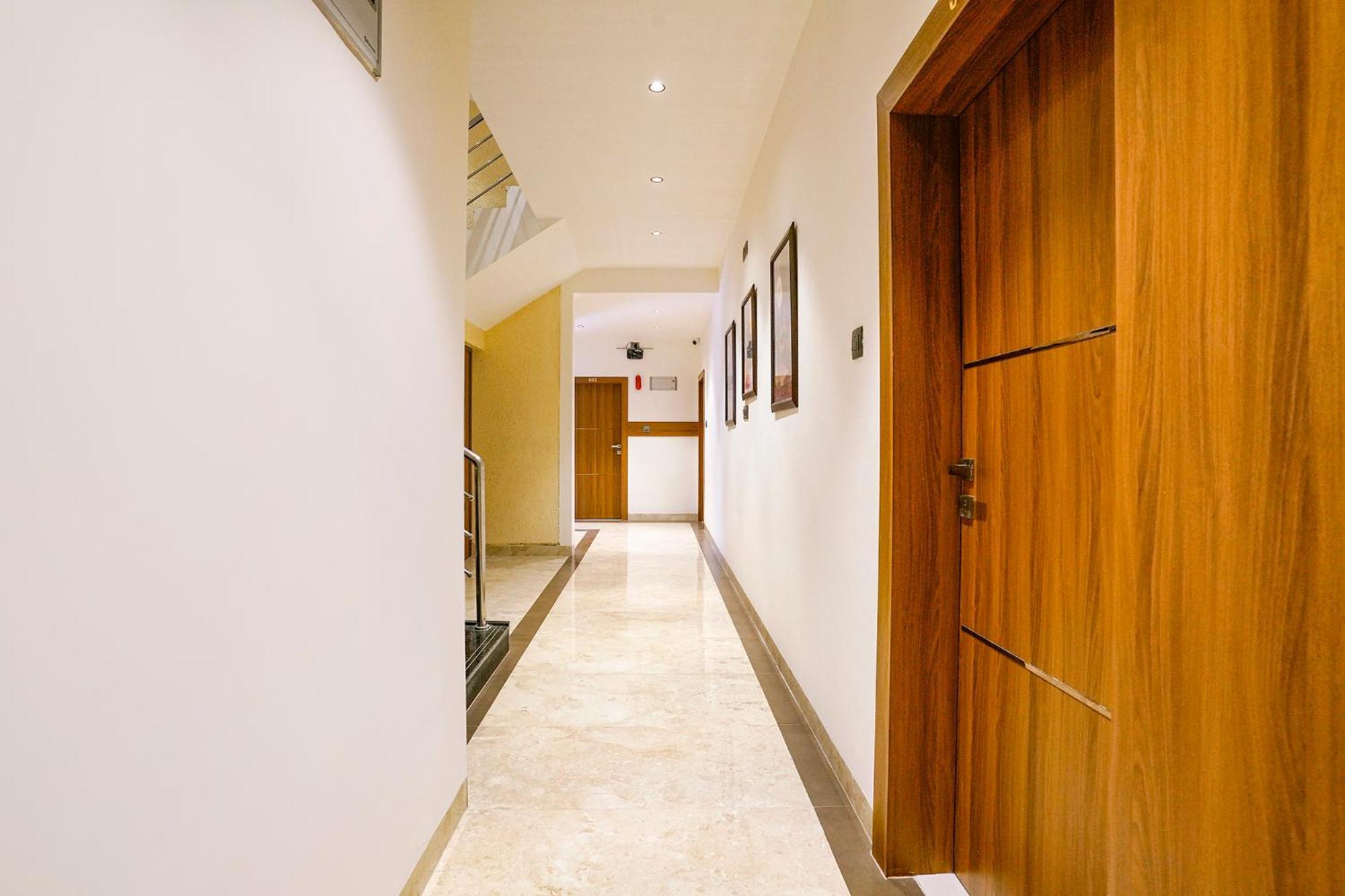Fabhotel Status Residency 3* Mumbai