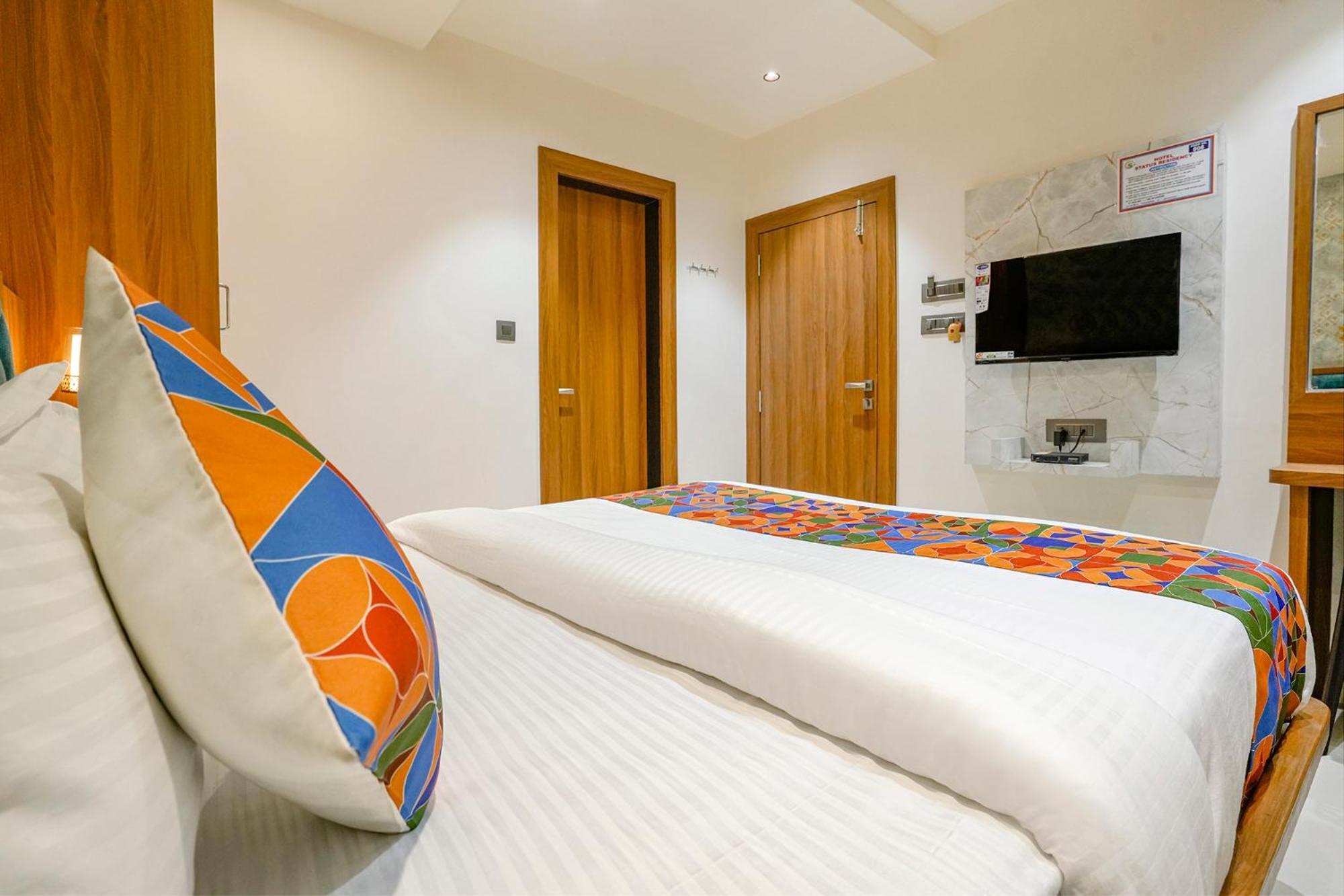 Fabhotel Status Residency Hotel 3*