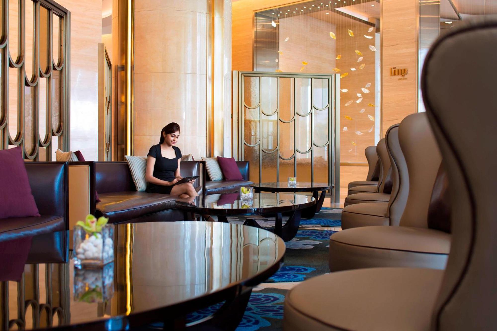 Jw Marriott Sahar Airport Hotel