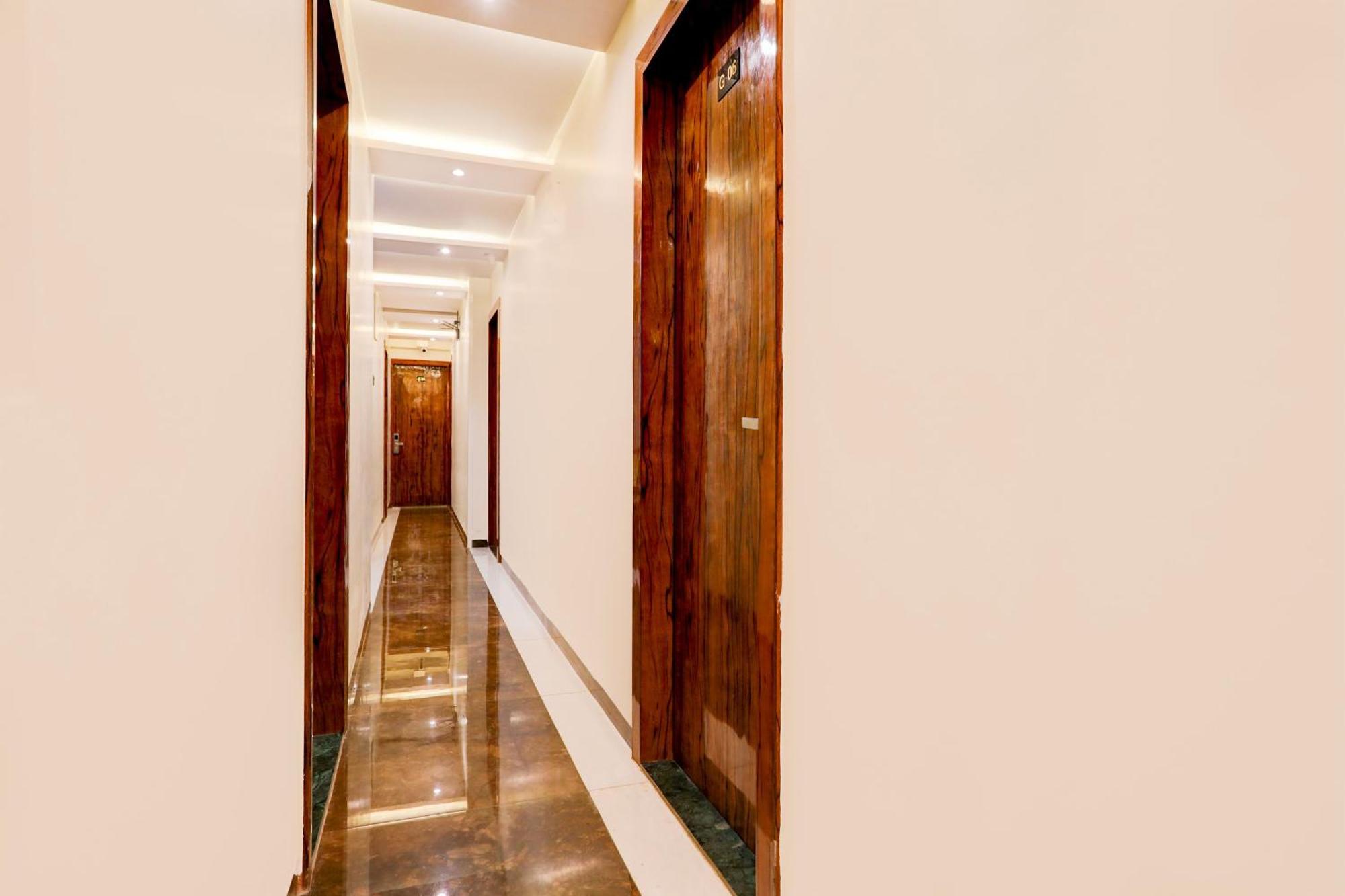 O Akshay Hotel Mumbai