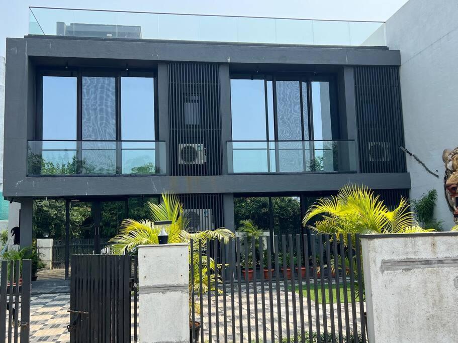 Stayhaven Starmount 4bhk & Pool Villa *