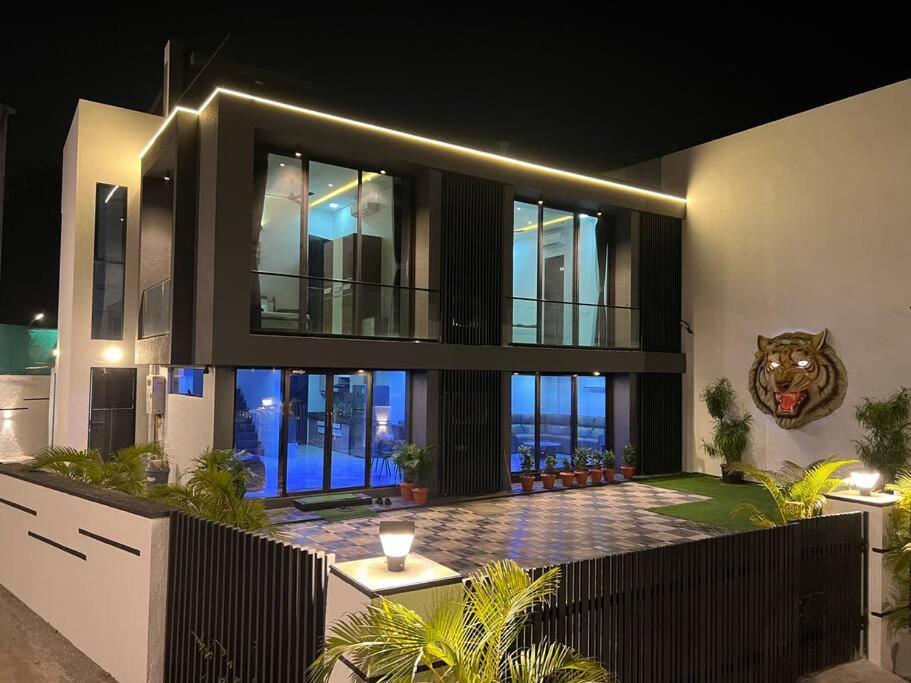 Villa Stayhaven Starmount 4bhk & Pool