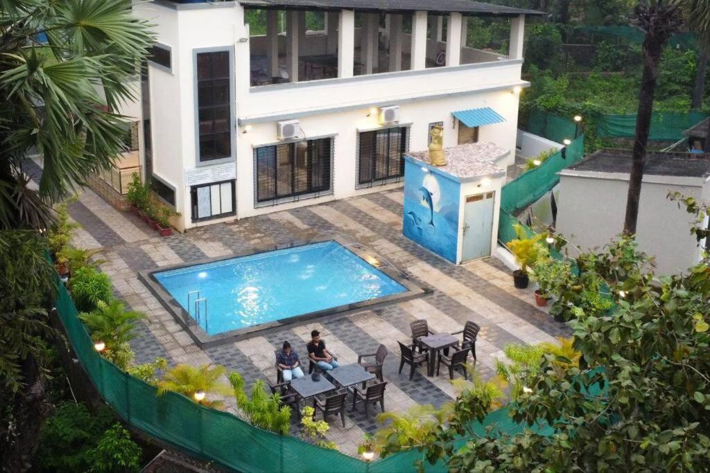 Stayhaven Aqua With Pvt Theatre & Pool Villa Mumbai