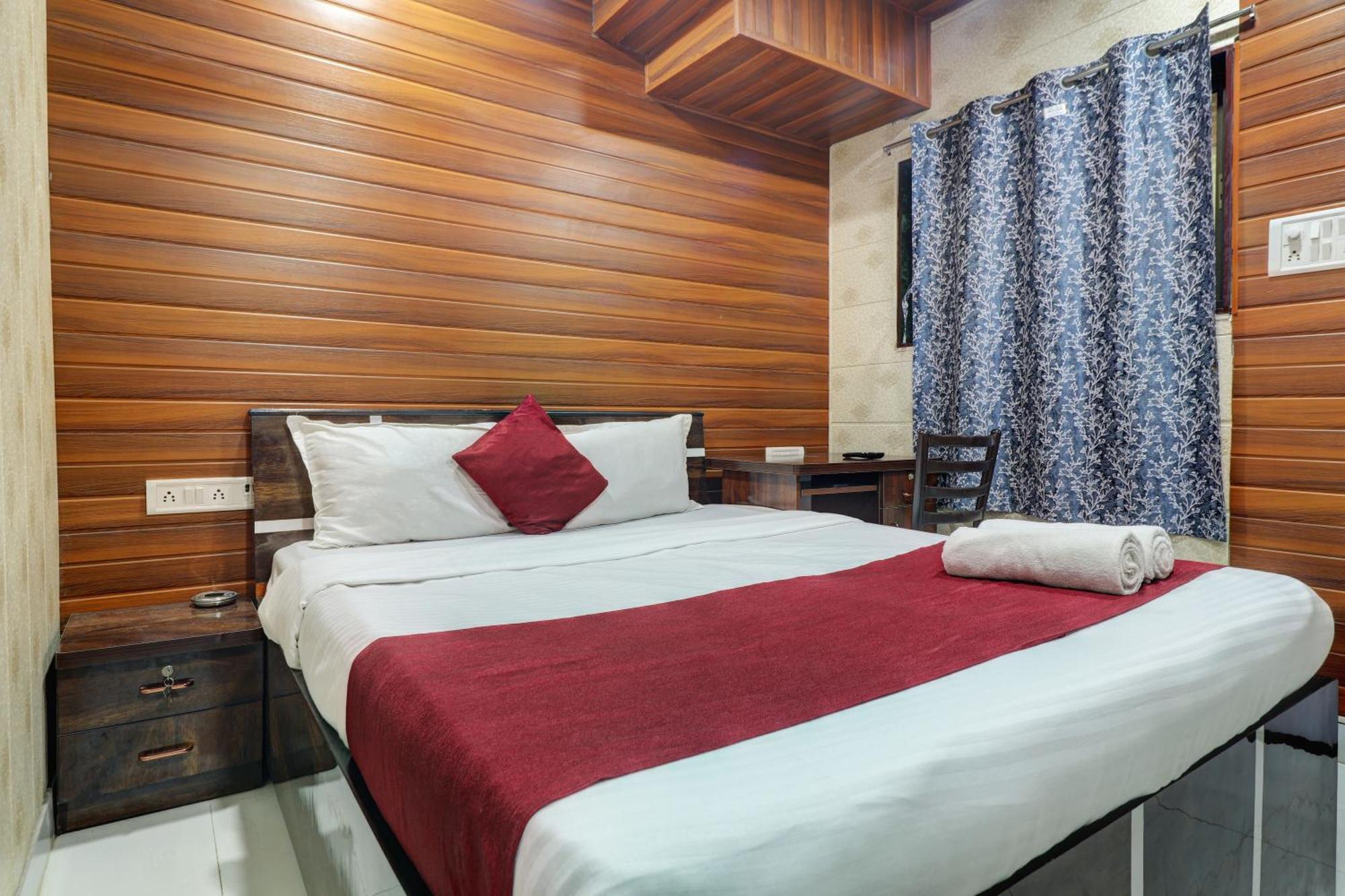 Ab Residency Hotel 3*