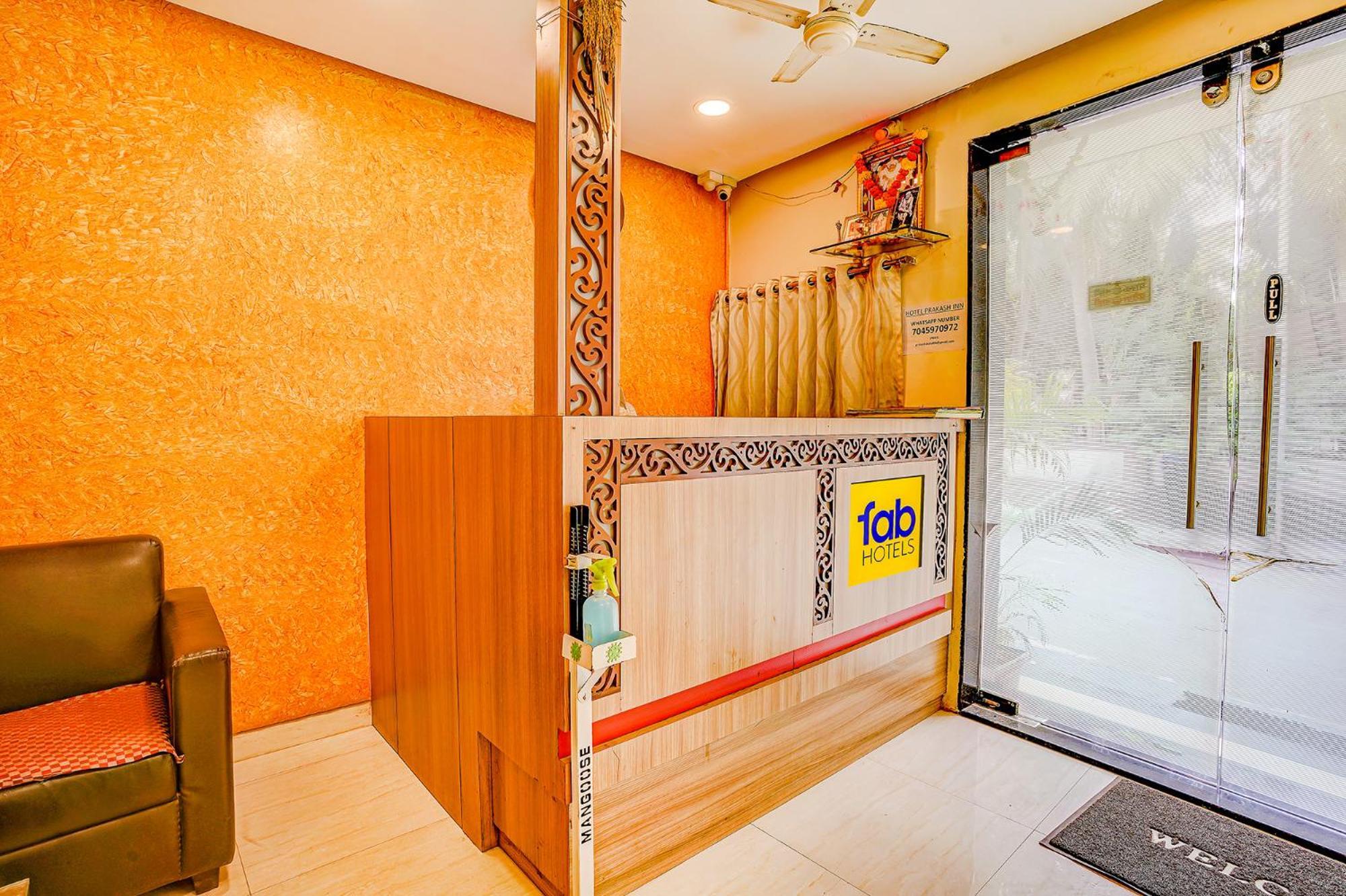 Hotel Fabexpress Prakash - Nr International Airport Mumbai
